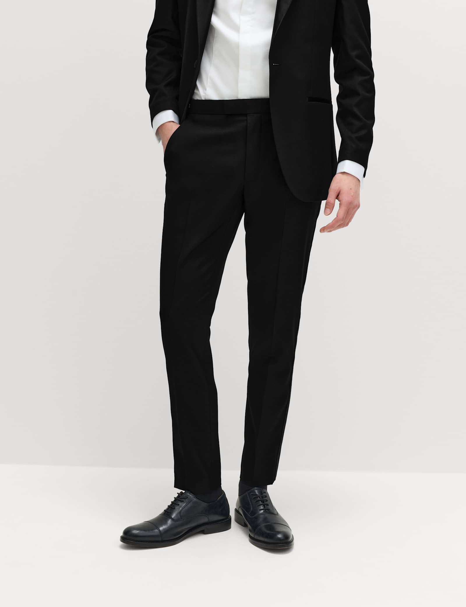 2 Piece Skinny Fit Stretch Tuxedo Suit - image 4