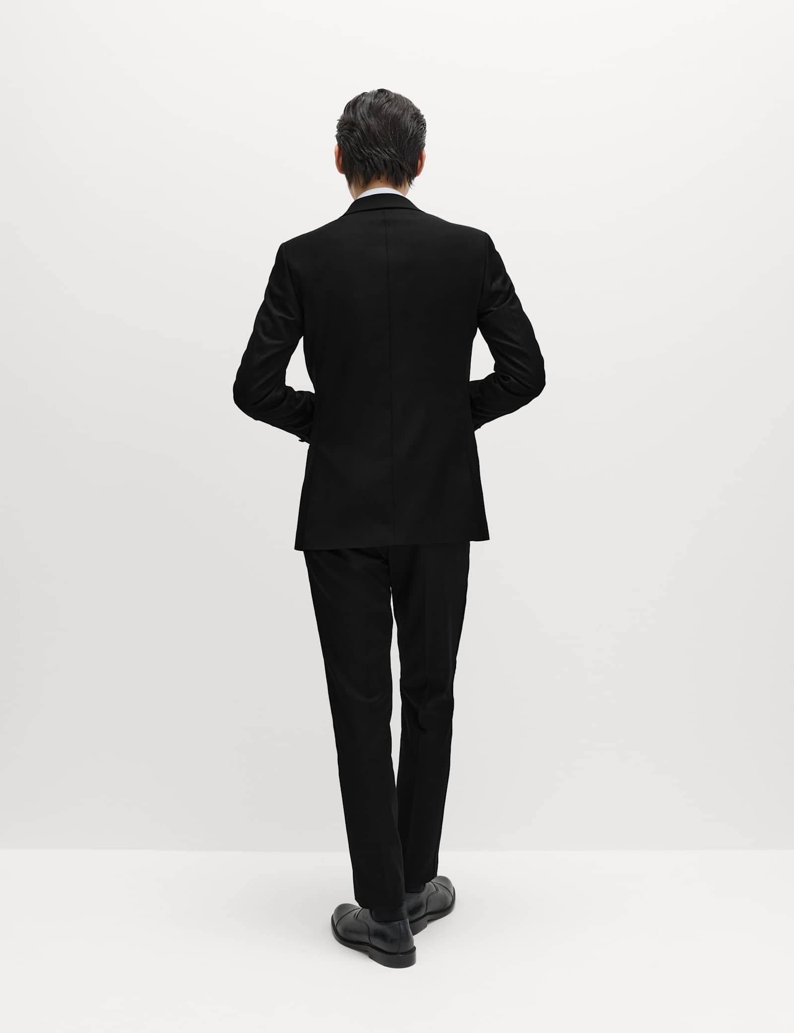 2 Piece Skinny Fit Stretch Tuxedo Suit - image 3