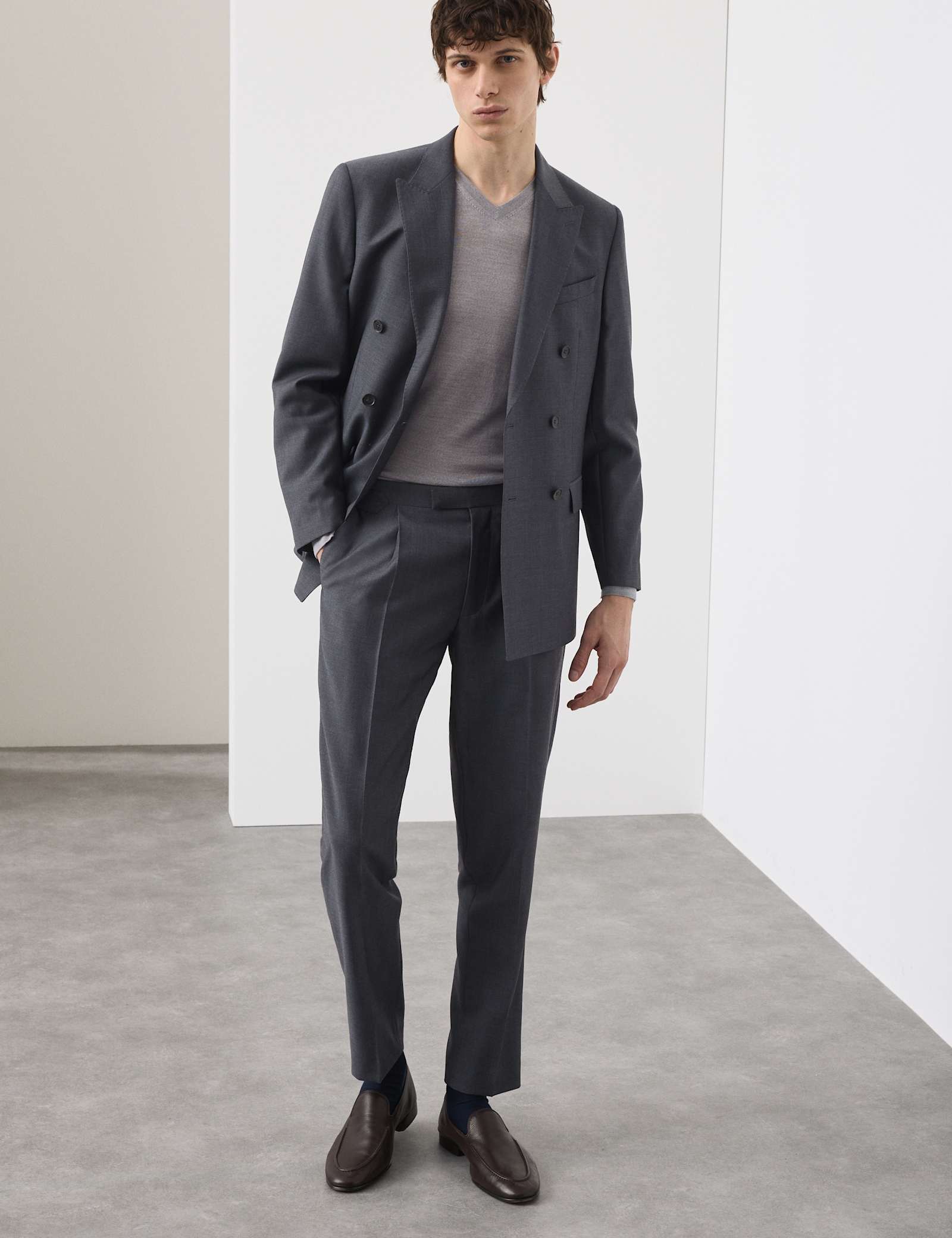 2 Piece Tailored Fit Wool Rich Suit - image 5