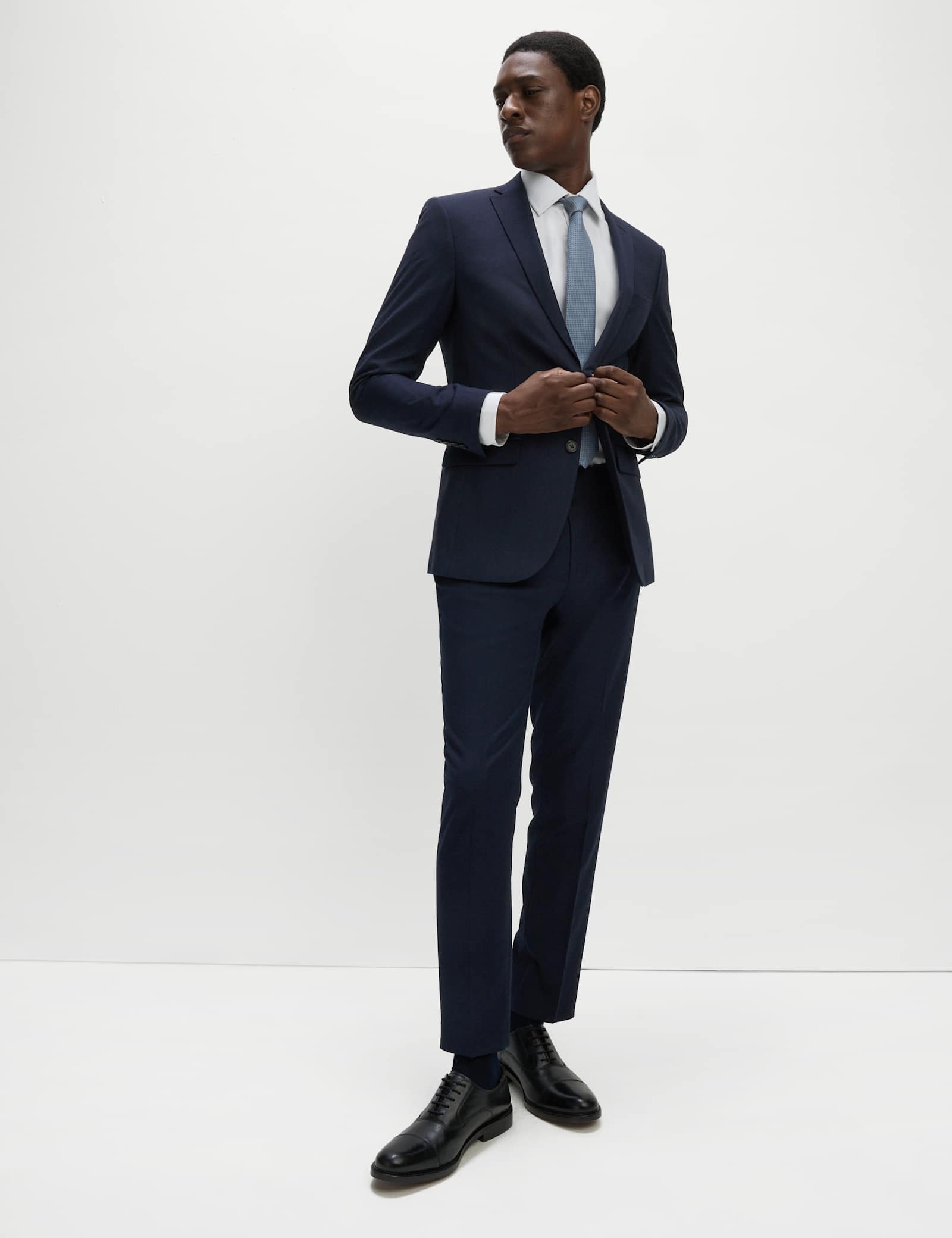 2 Piece Skinny Fit Stretch Suit - image 2