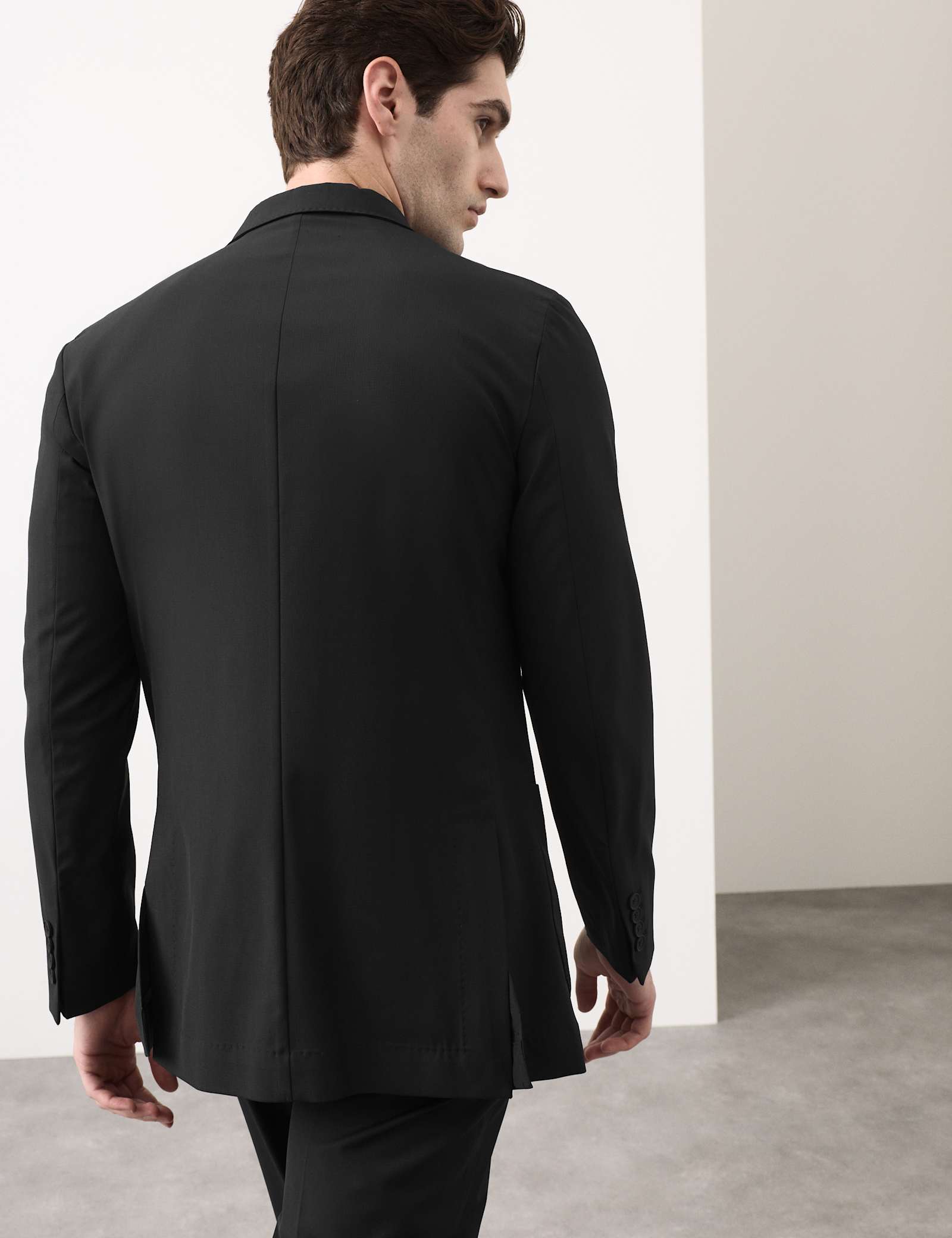 2 Piece Tailored Fit Performance Packable Suit - image 2