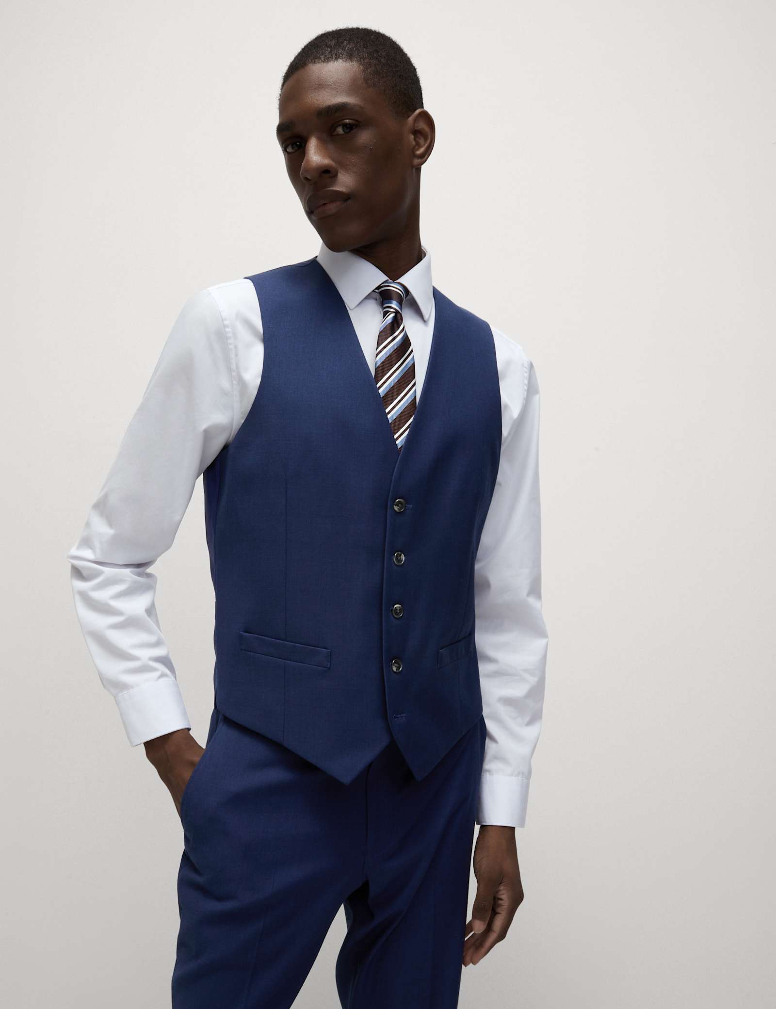 3 Piece Skinny Fit Stretch Suit - image 2
