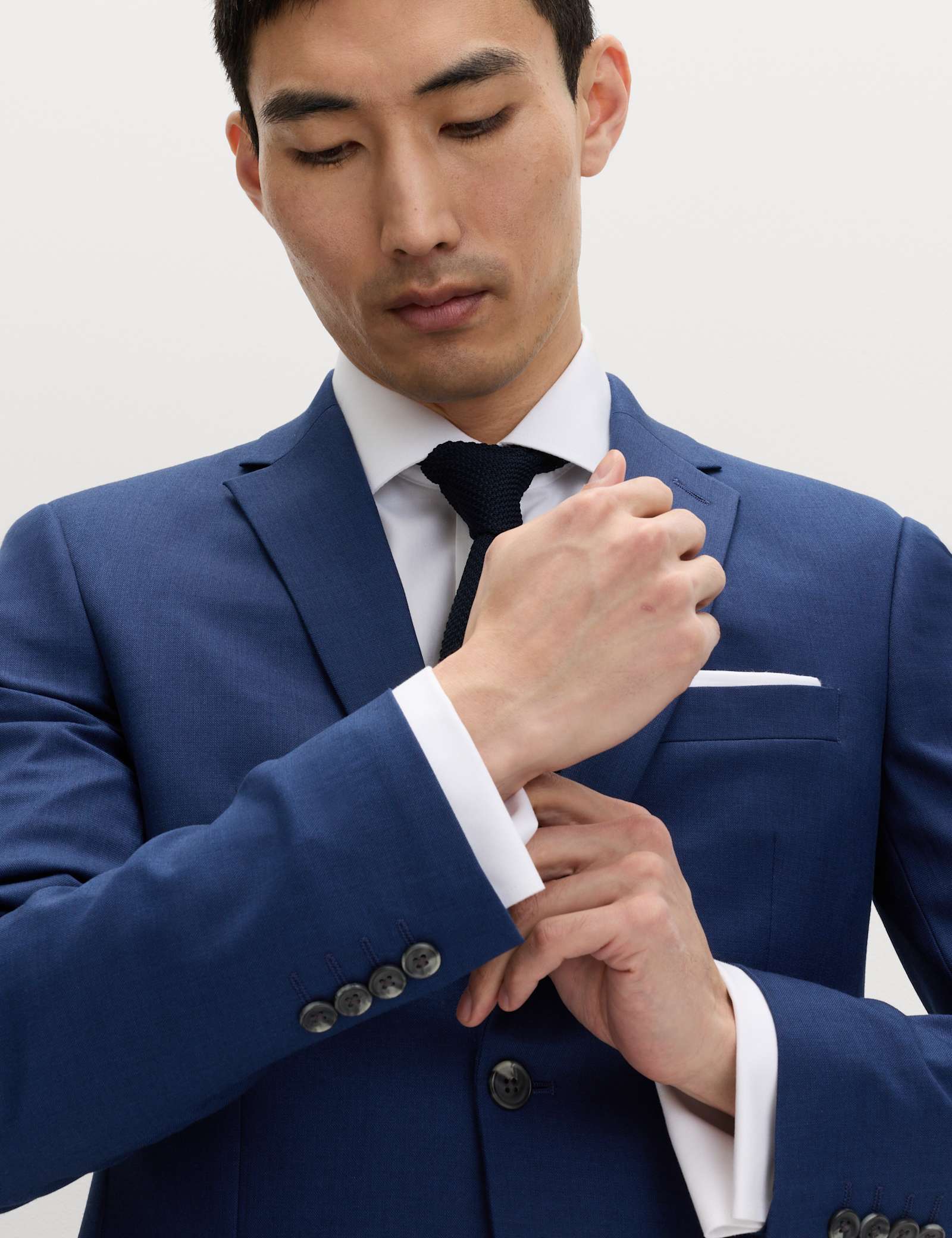 3 Piece Skinny Fit Stretch Suit - image 3