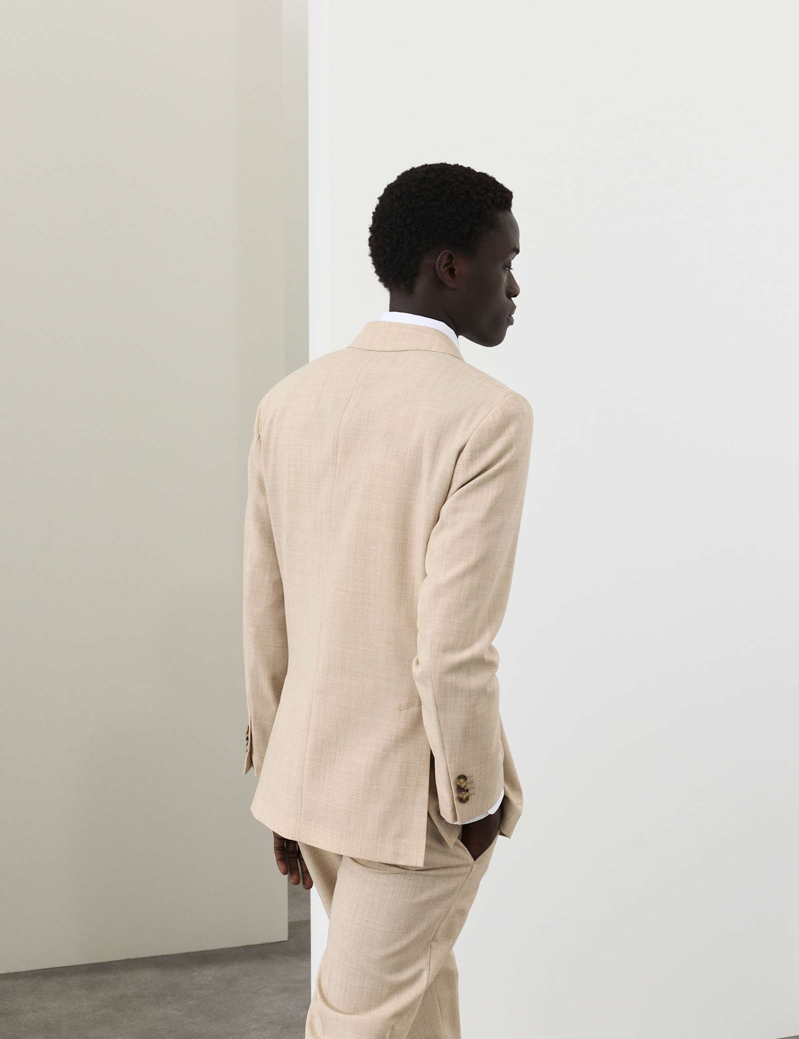 2 Piece Tailored Fit Merino Wool Rich Suit - image 5