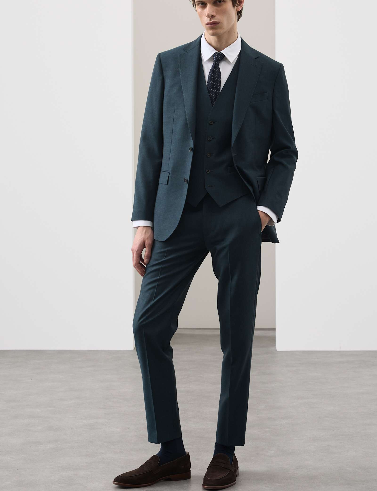 3 Piece Tailored Fit Wool Rich Suit - image 2