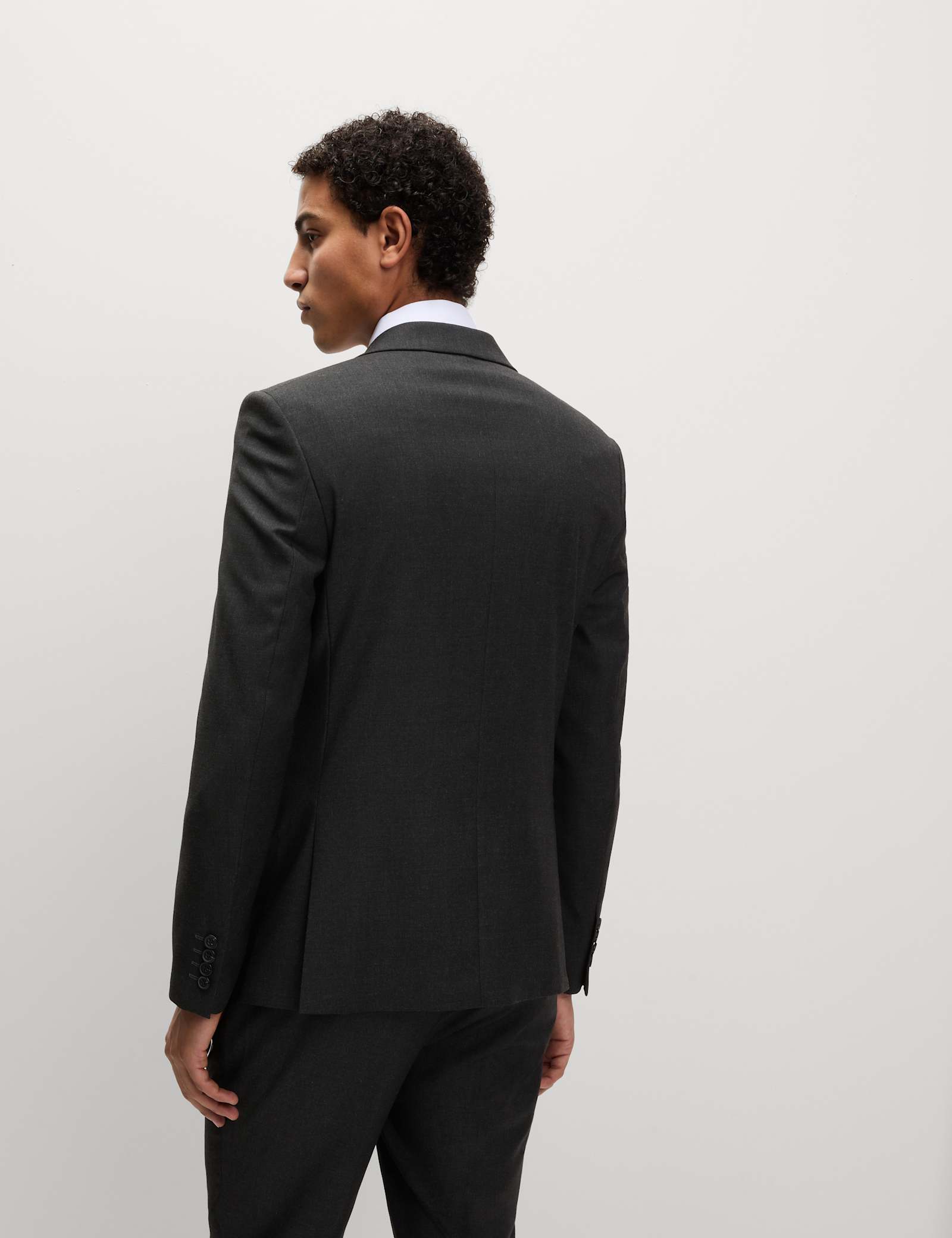 2 Piece Skinny Fit Stretch Suit - image 3
