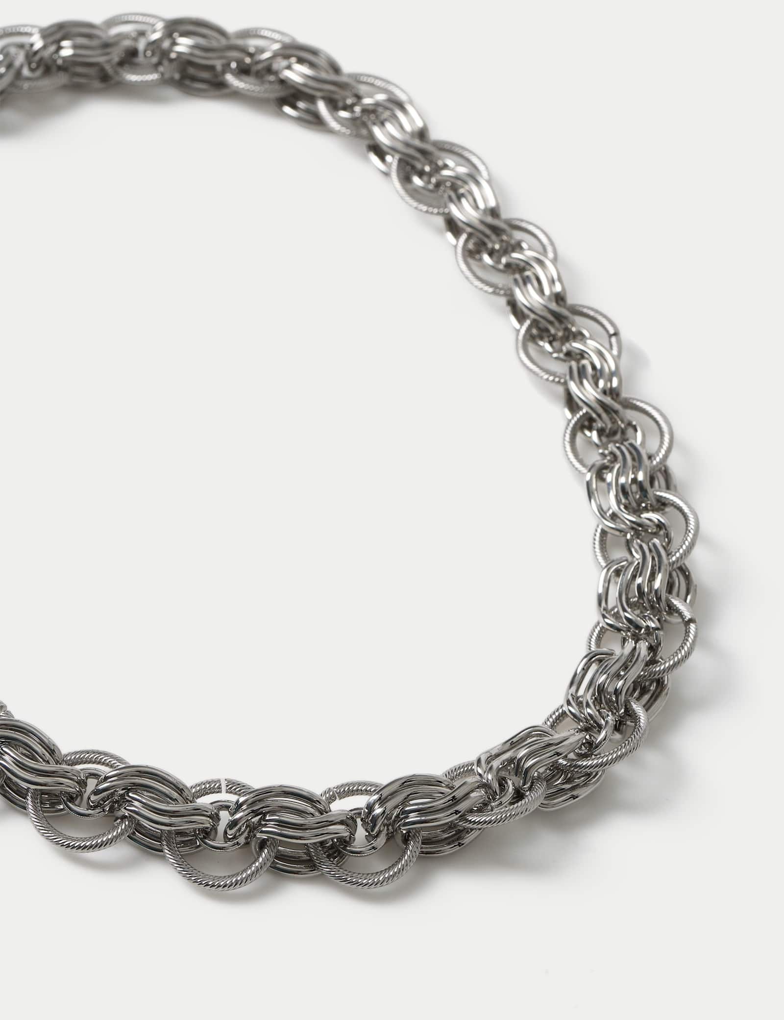 Textured Chunky O Link Necklace - image 2