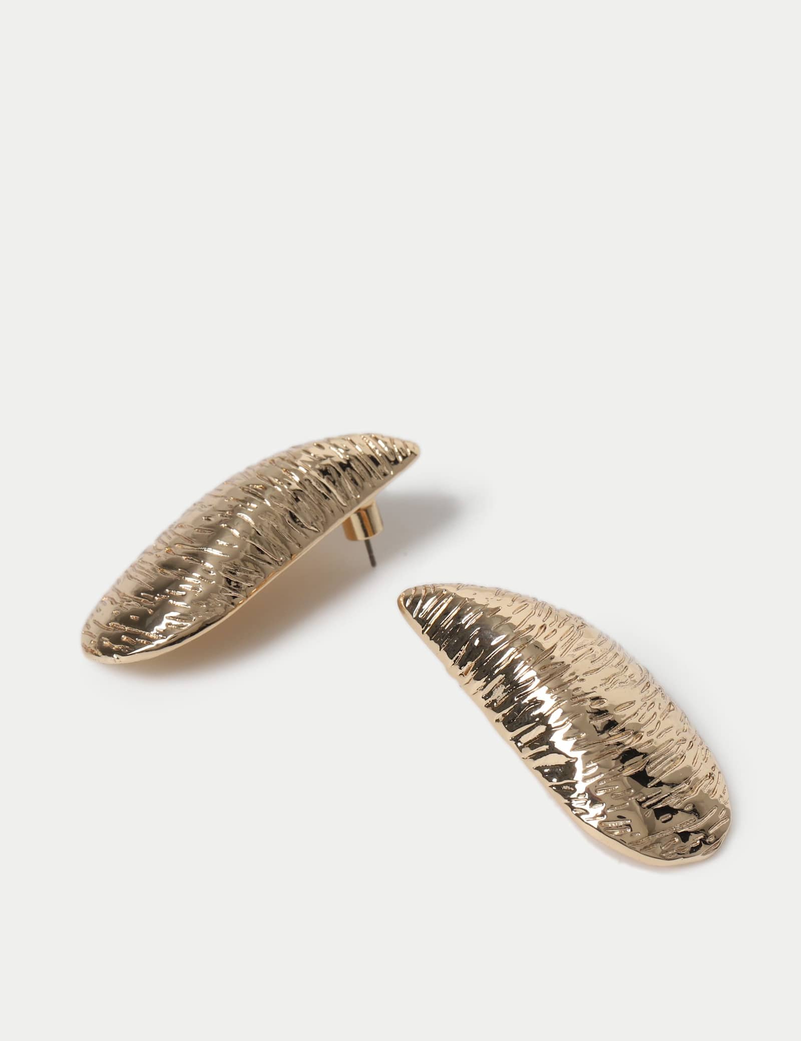 Mussel Stud Earrings - image 2