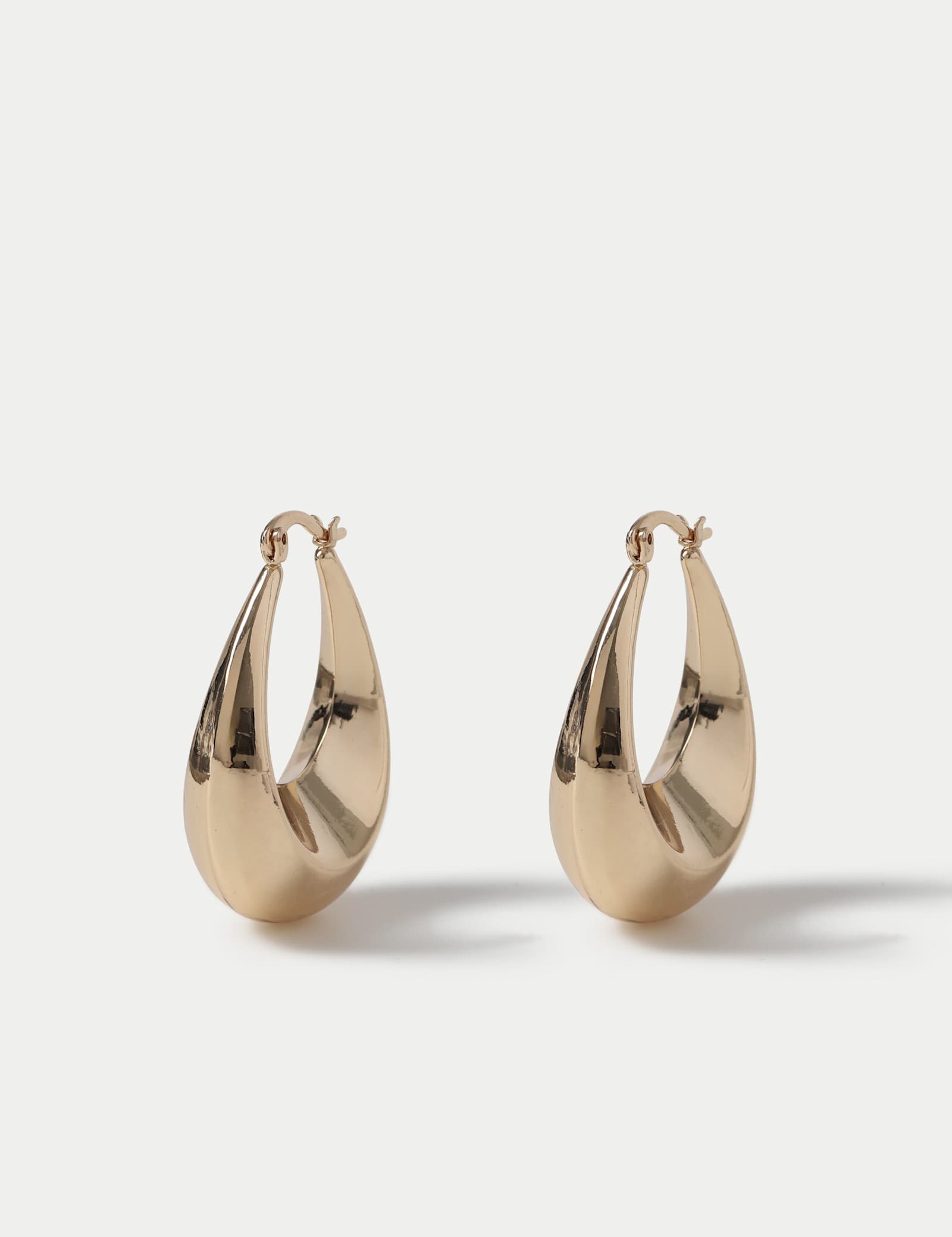 Chunky Oval Hoop Earrings - image 1