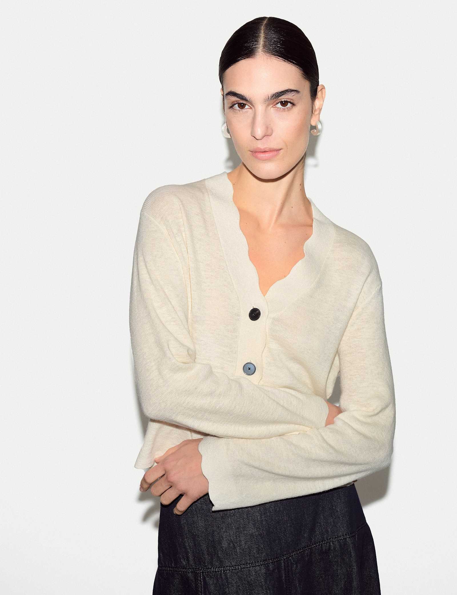 Linen Rich V-Neck Scallop Detail Cardigan - image 2