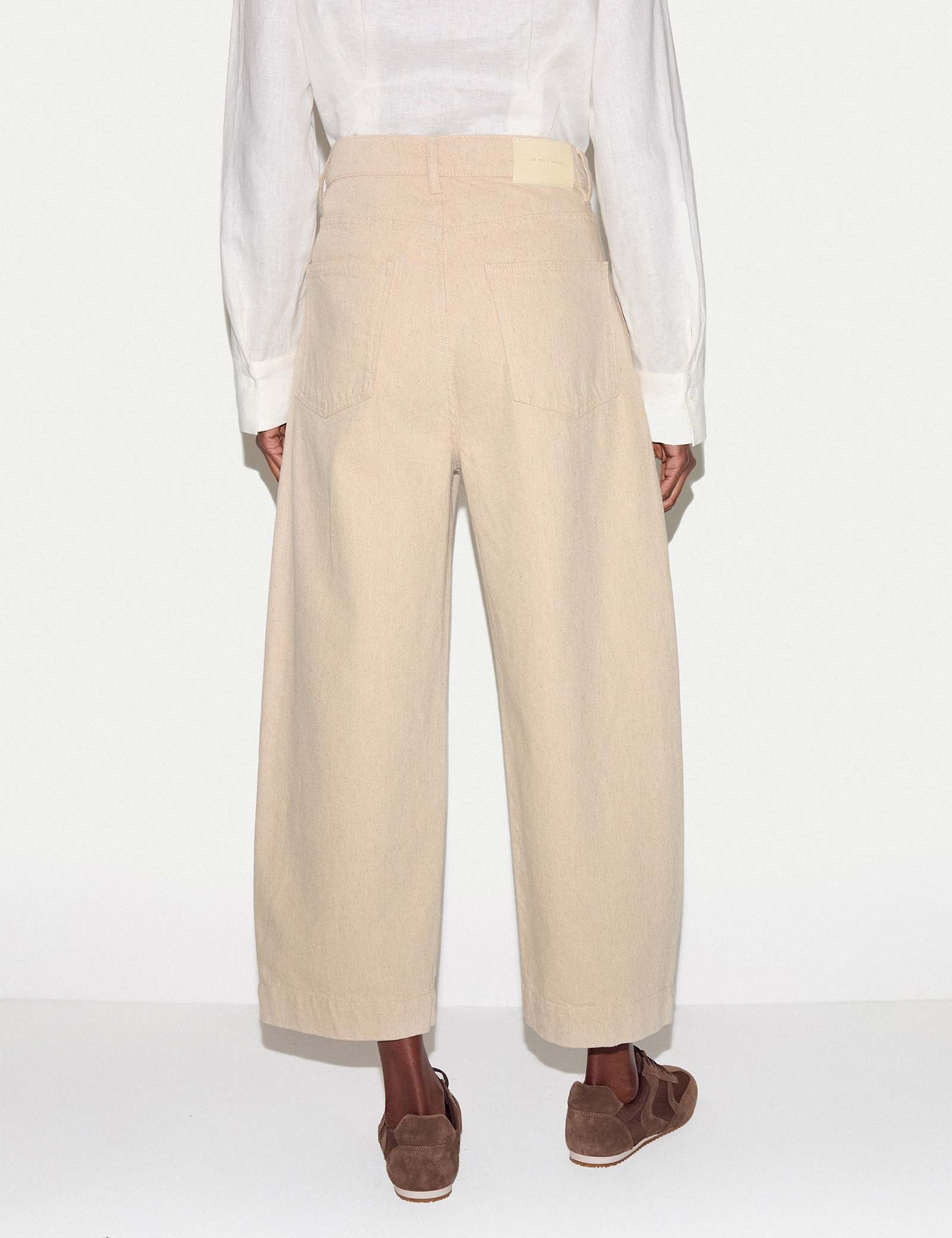High Waisted Barrel Cropped Jeans - image 5