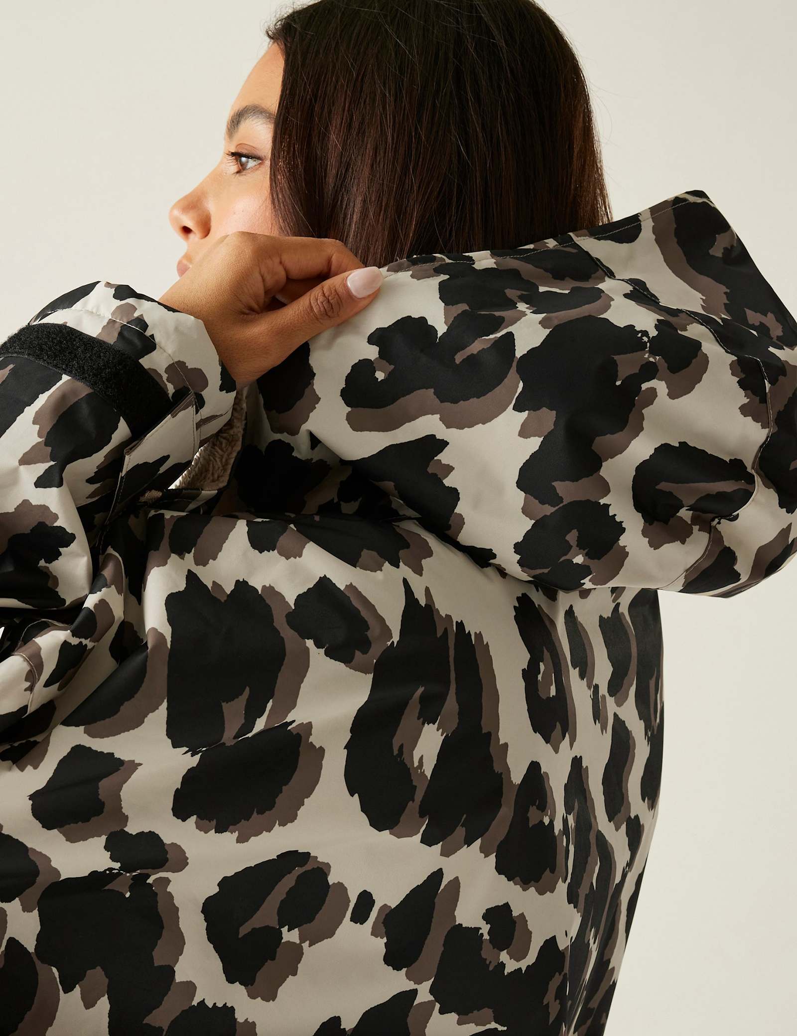 Waterproof Leopard Print Padded Coat - image 4