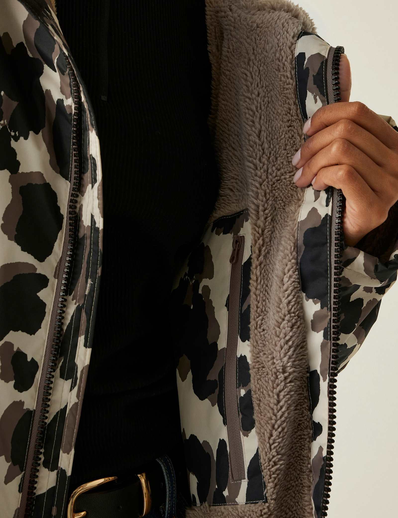 Waterproof Leopard Print Padded Coat - image 3
