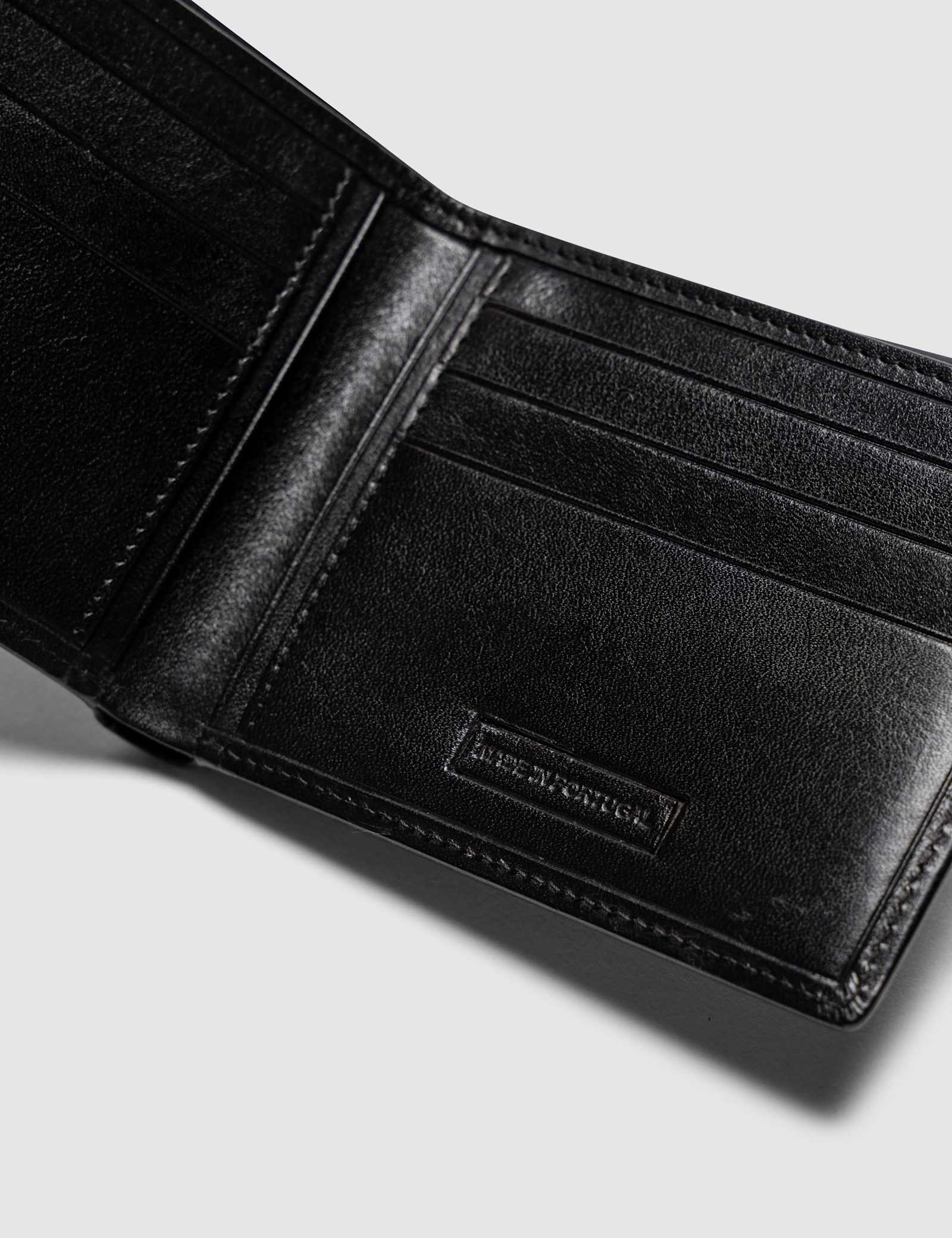 Wakefield Leather Bi-Fold Wallet - image 4
