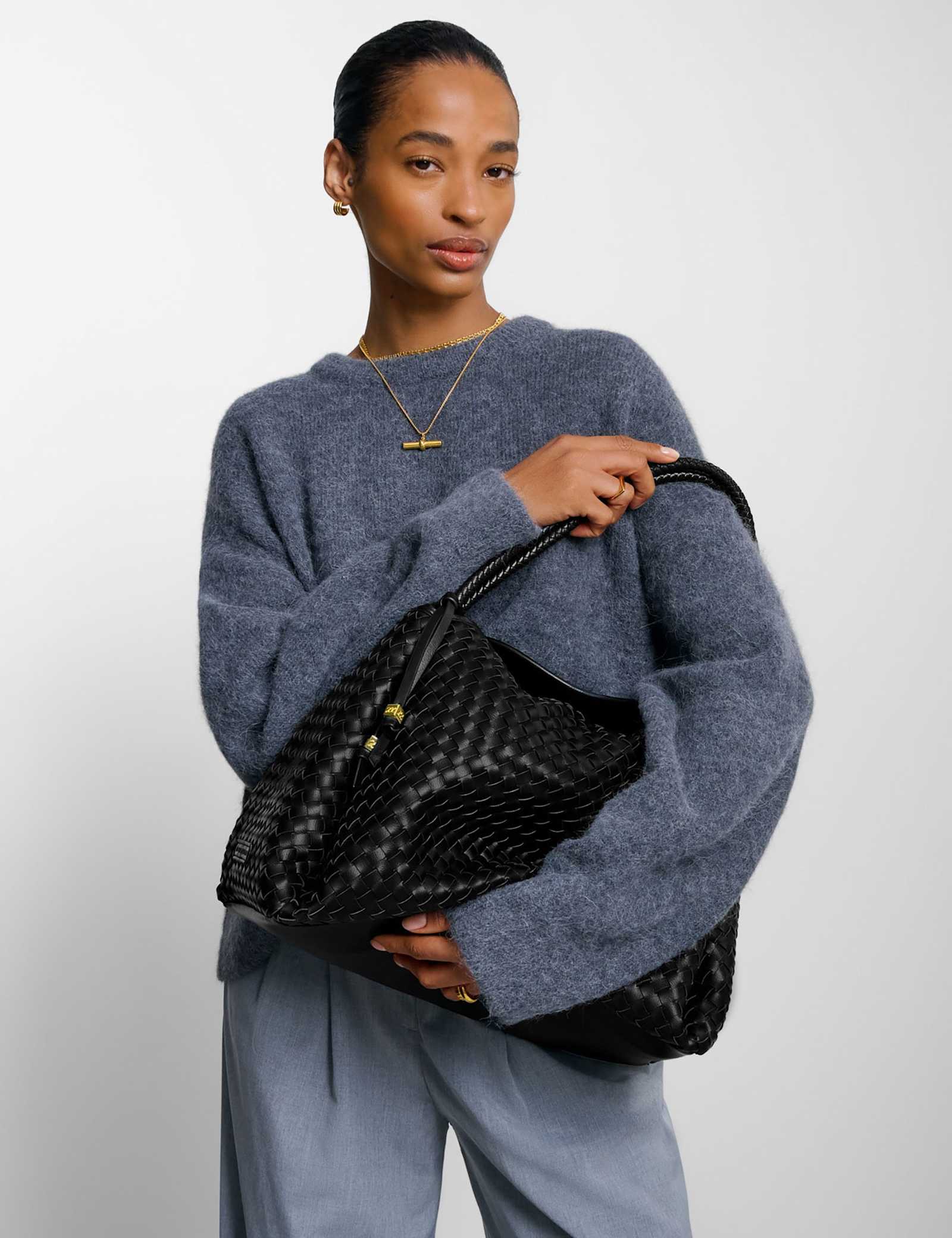 Woven Shoulder Bag - image 1
