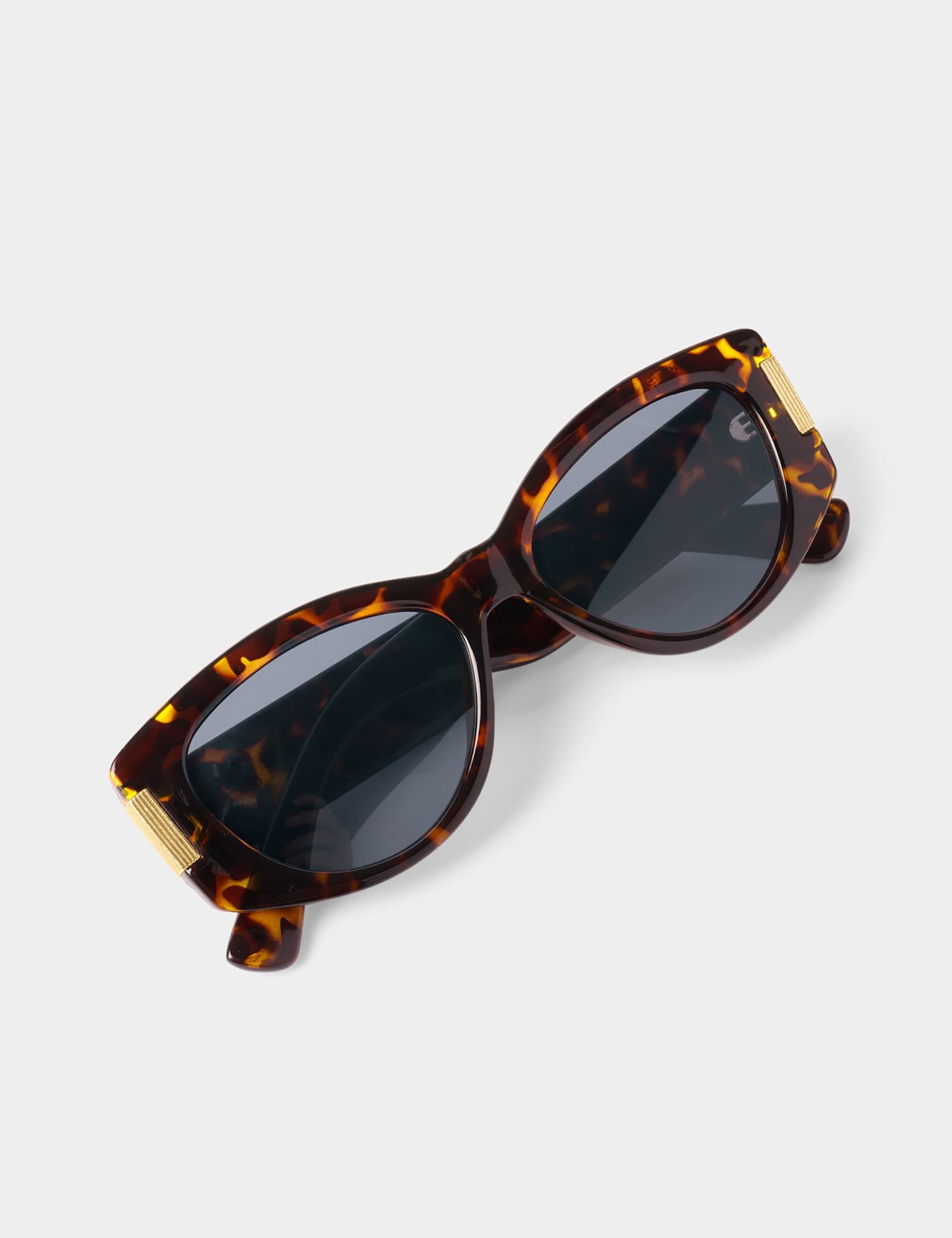 Animal Print Cat Eye Sunglasses - image 4