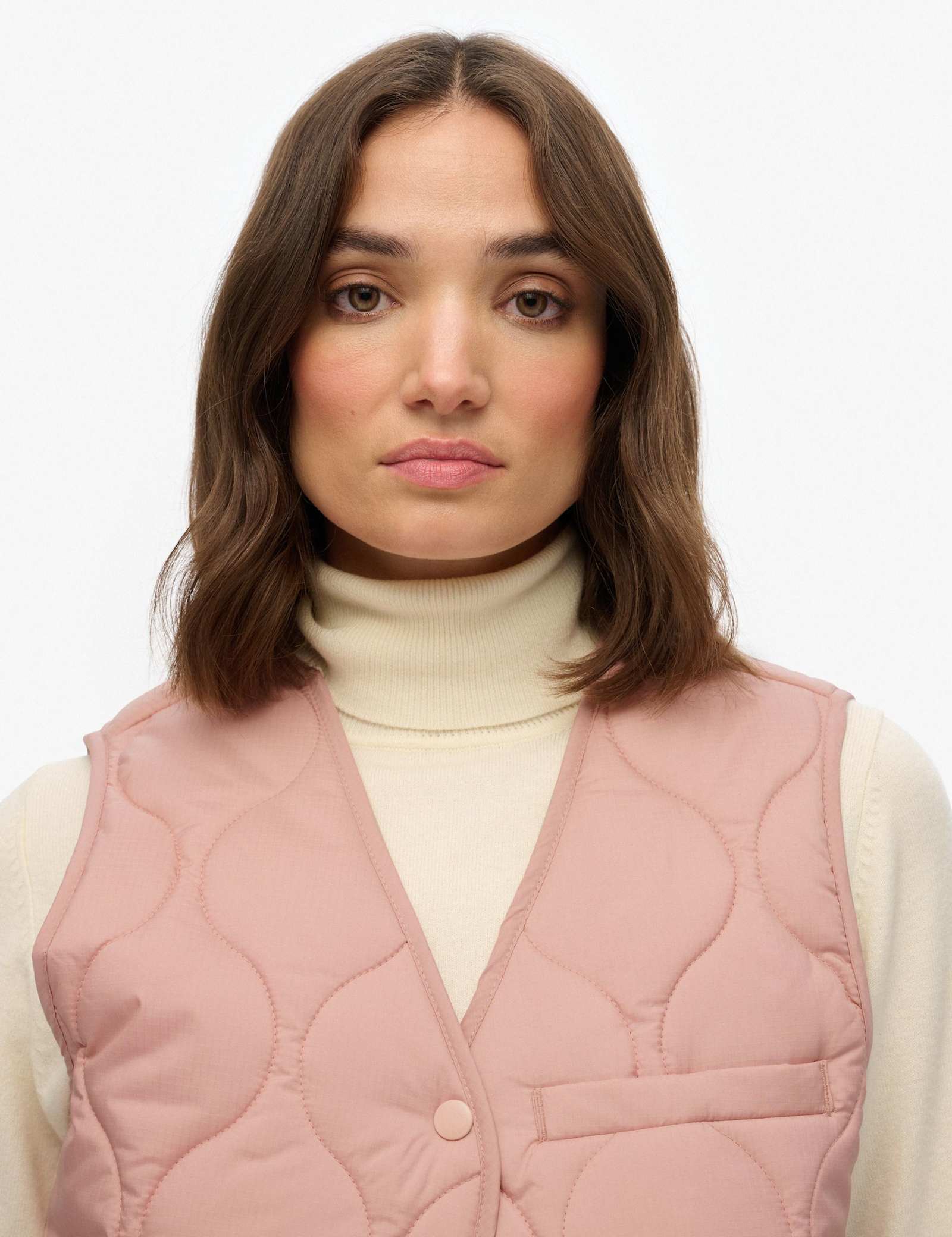 Lightweight V-Neck Quilted Gilet - image 5