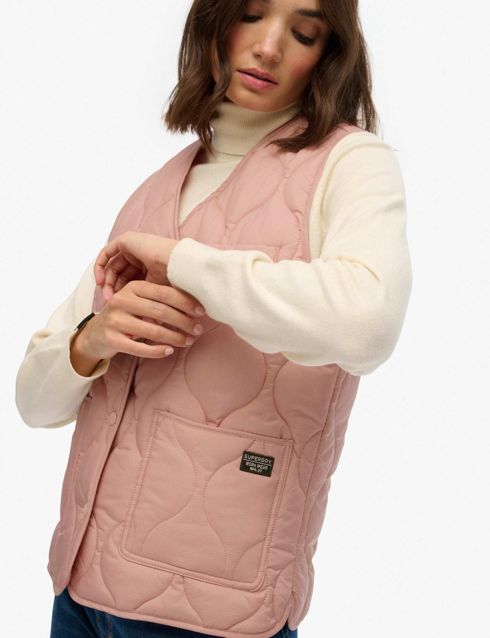 Lightweight V-Neck Quilted Gilet - image 3