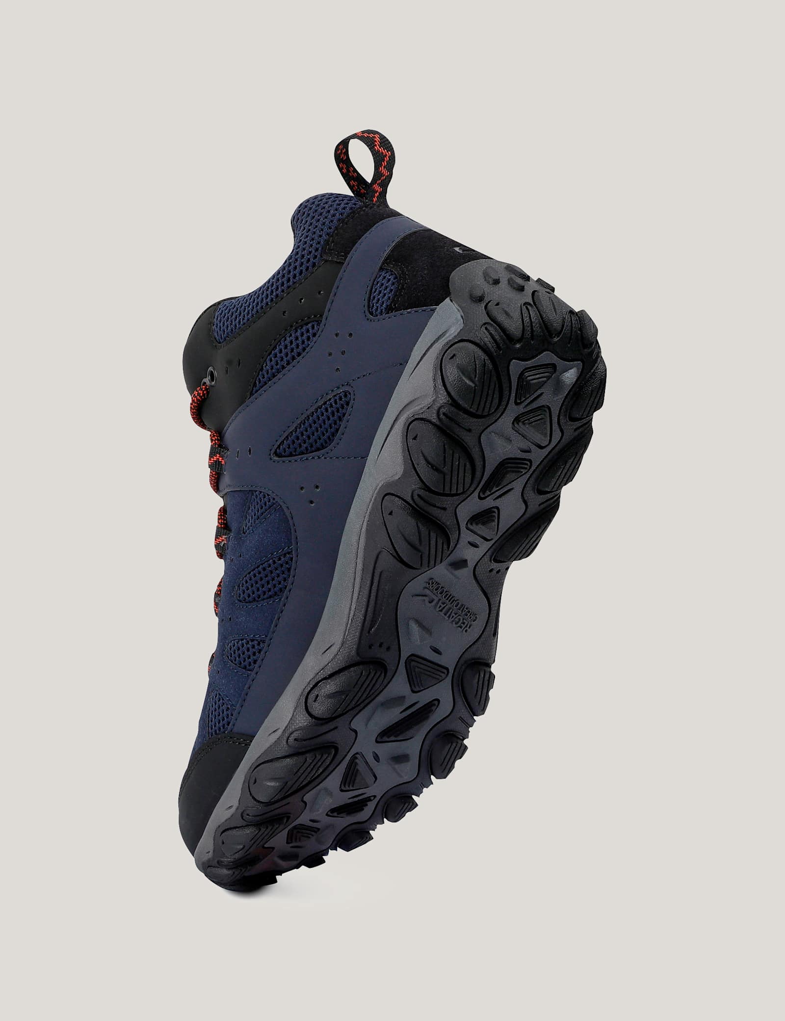 Edgepoint IV Mid Walking Boots - image 2