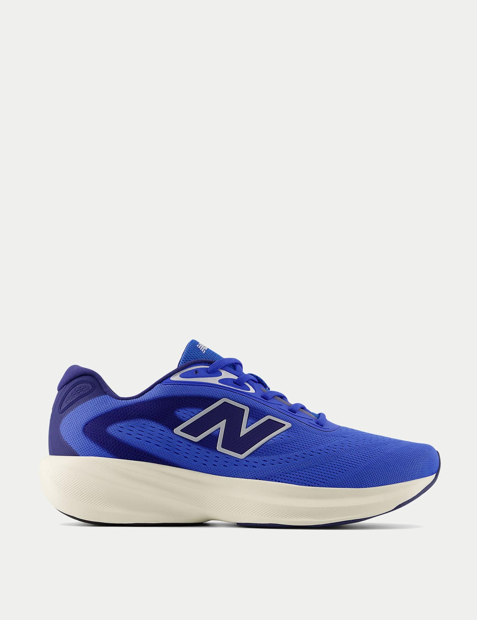 Fresh Foam 680 V9 Trainers - image 3