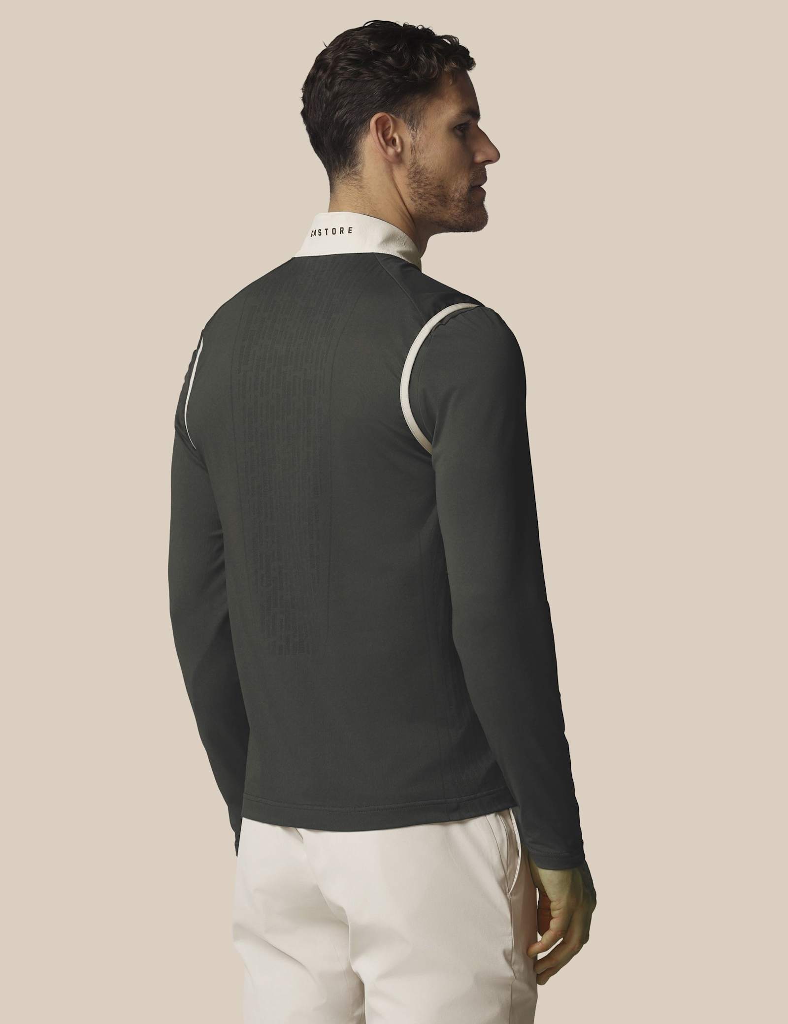 Technical Lightweight Zip Up Golf Gilet - image 5