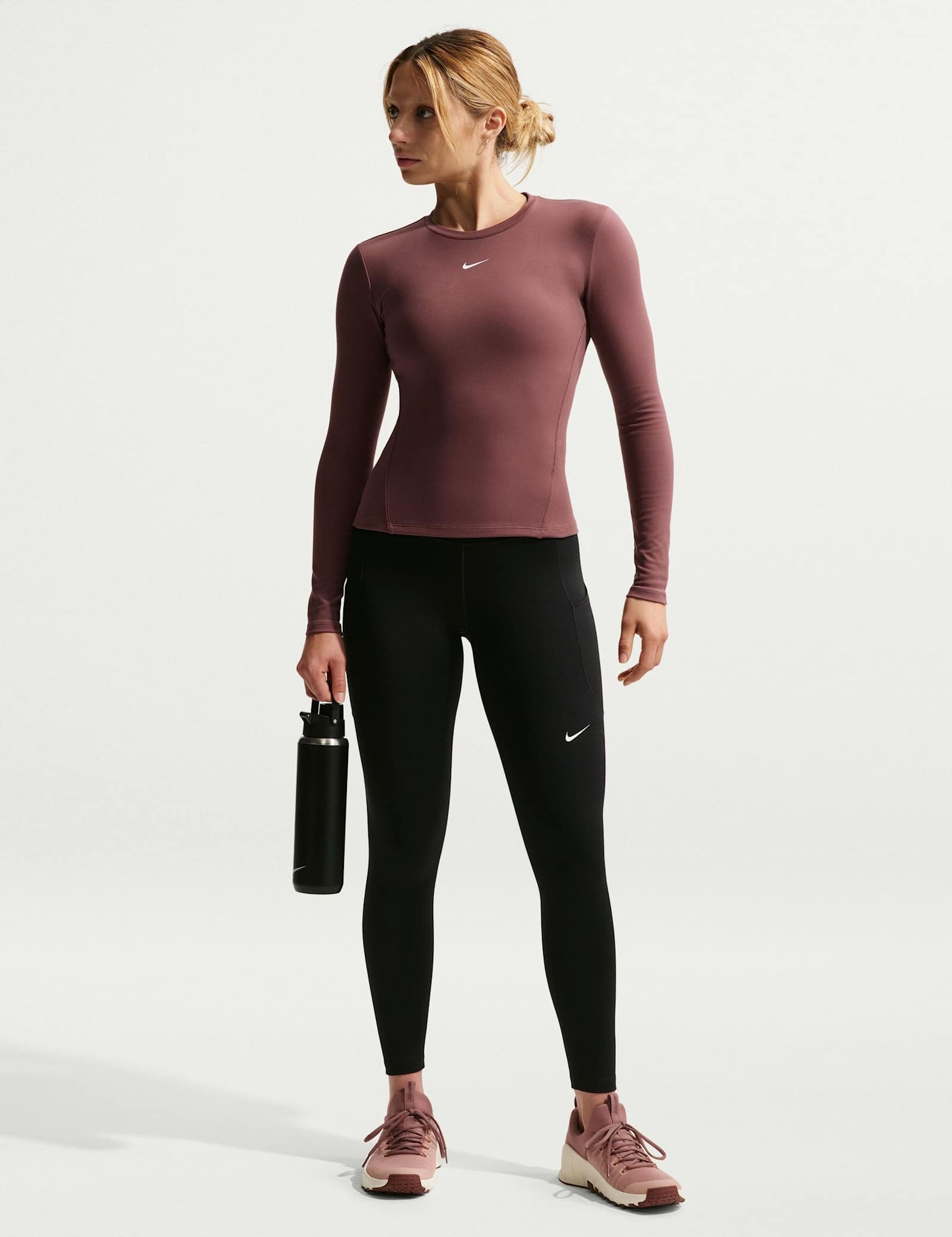 One High-Waisted 7/8 Leggings - image 5