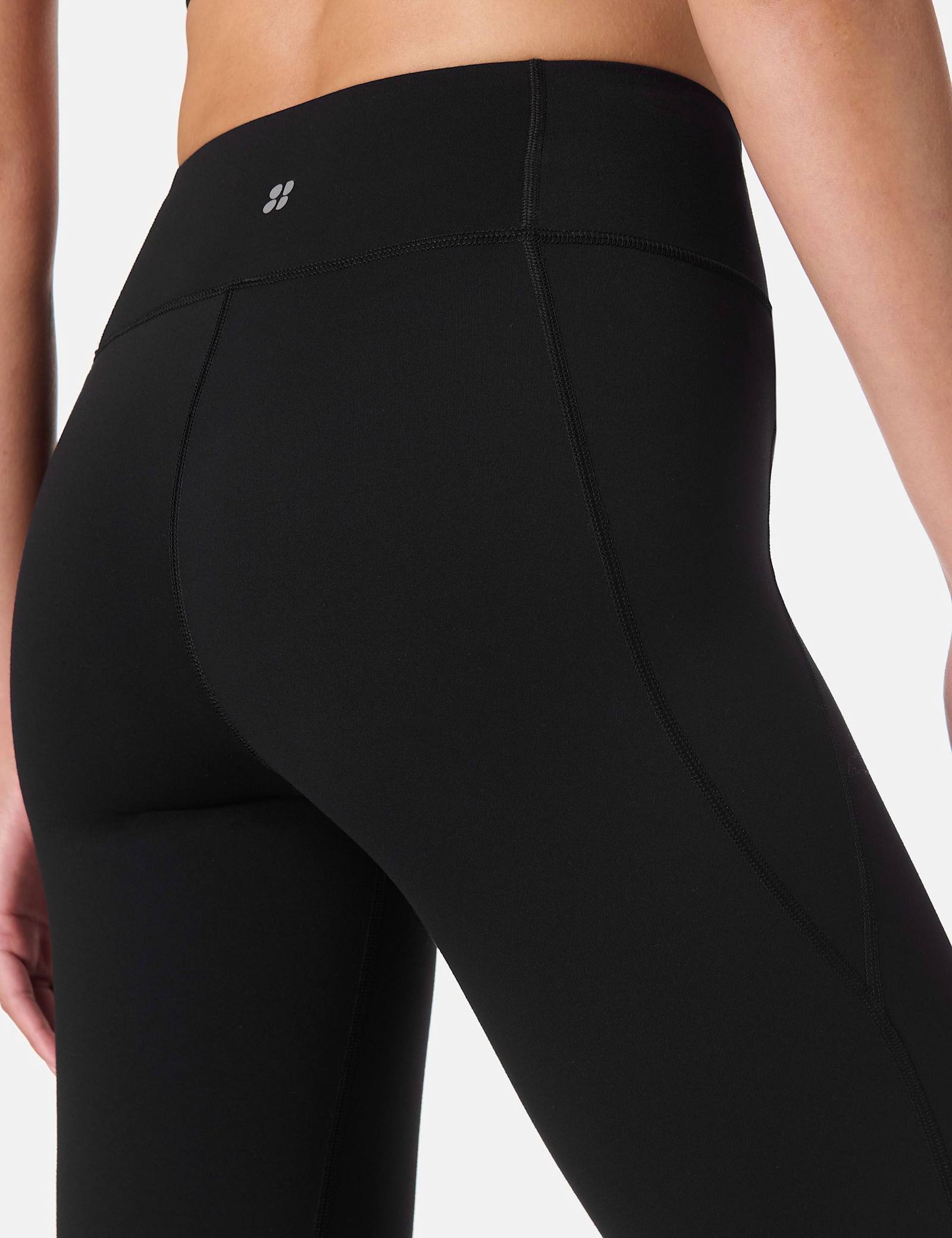Ultimate 32 Studio Flared Leggings - image 4