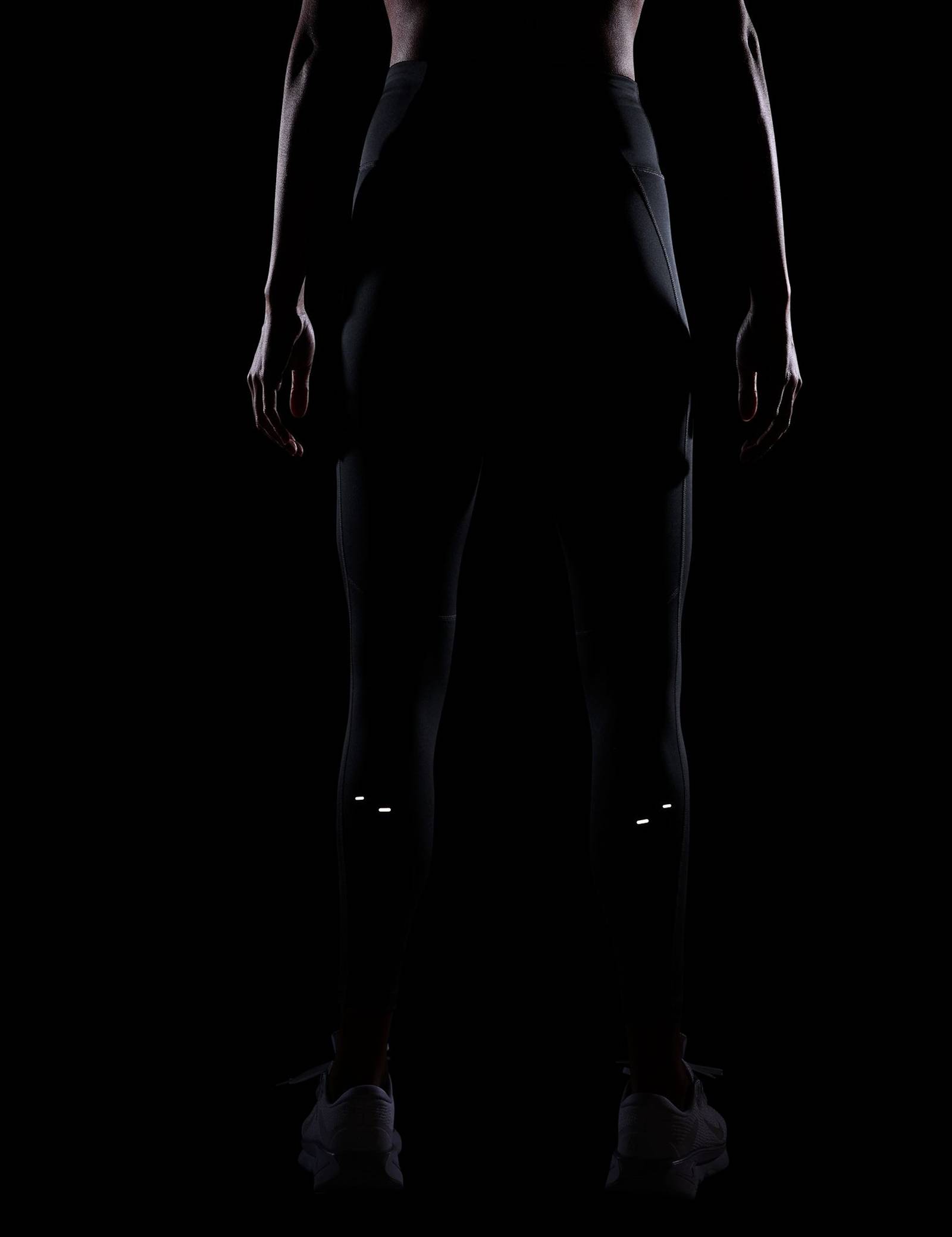 Tempo Swoosh Run High Waisted 7/8 Leggings - image 4