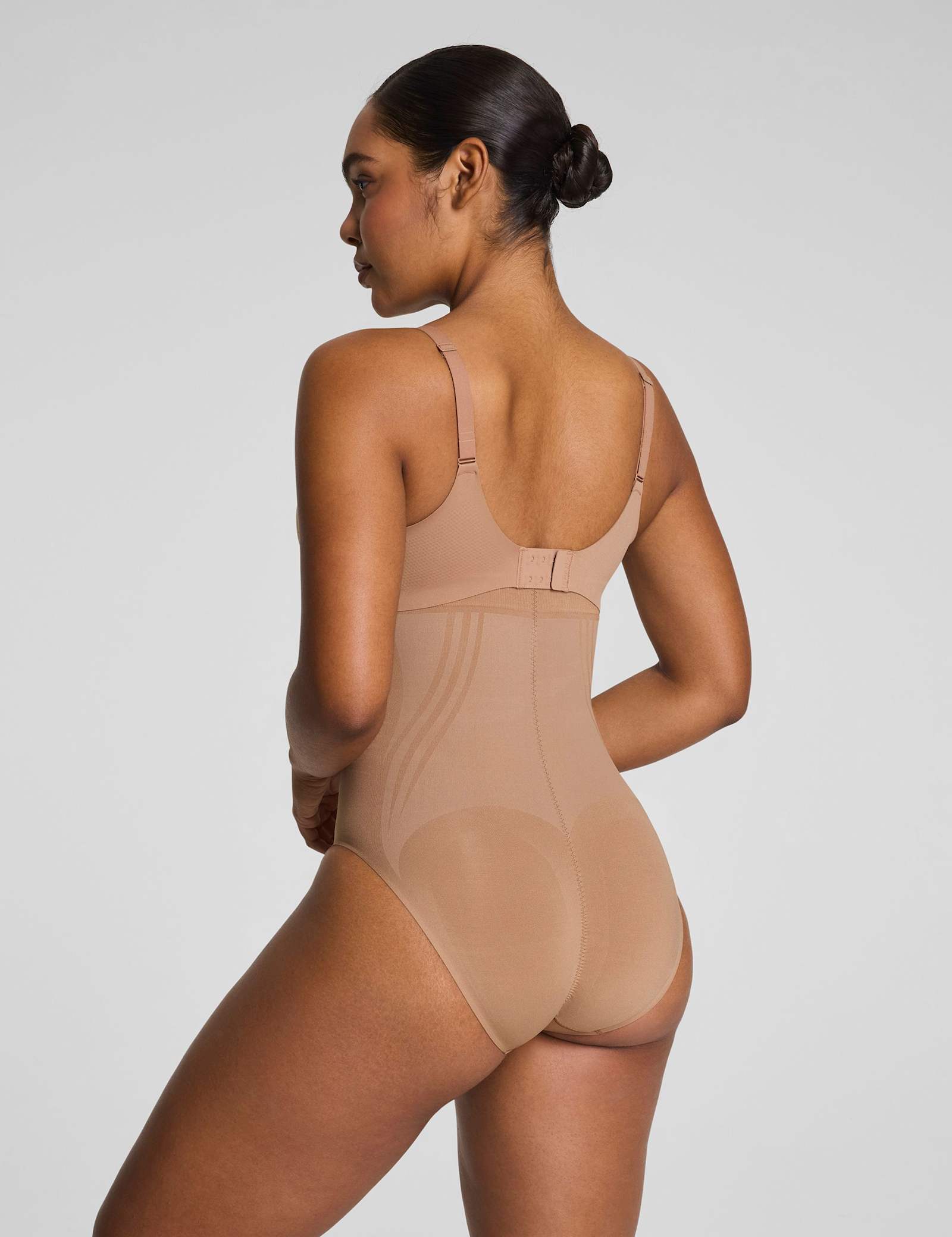 SPANXsculpt GoFigure Firm Control Brief - image 4