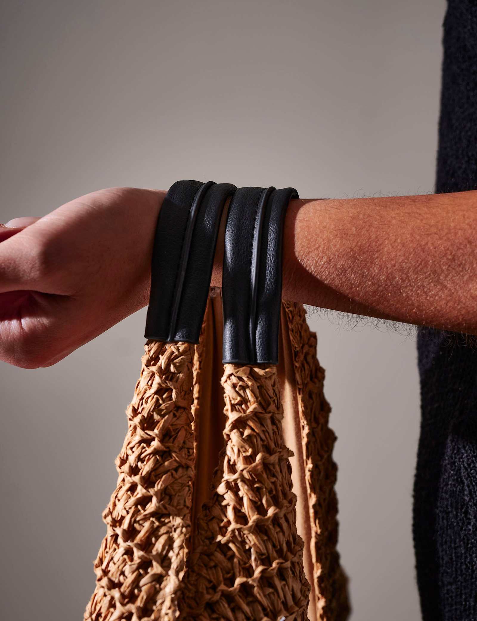 Straw Woven Tote Bag - image 4