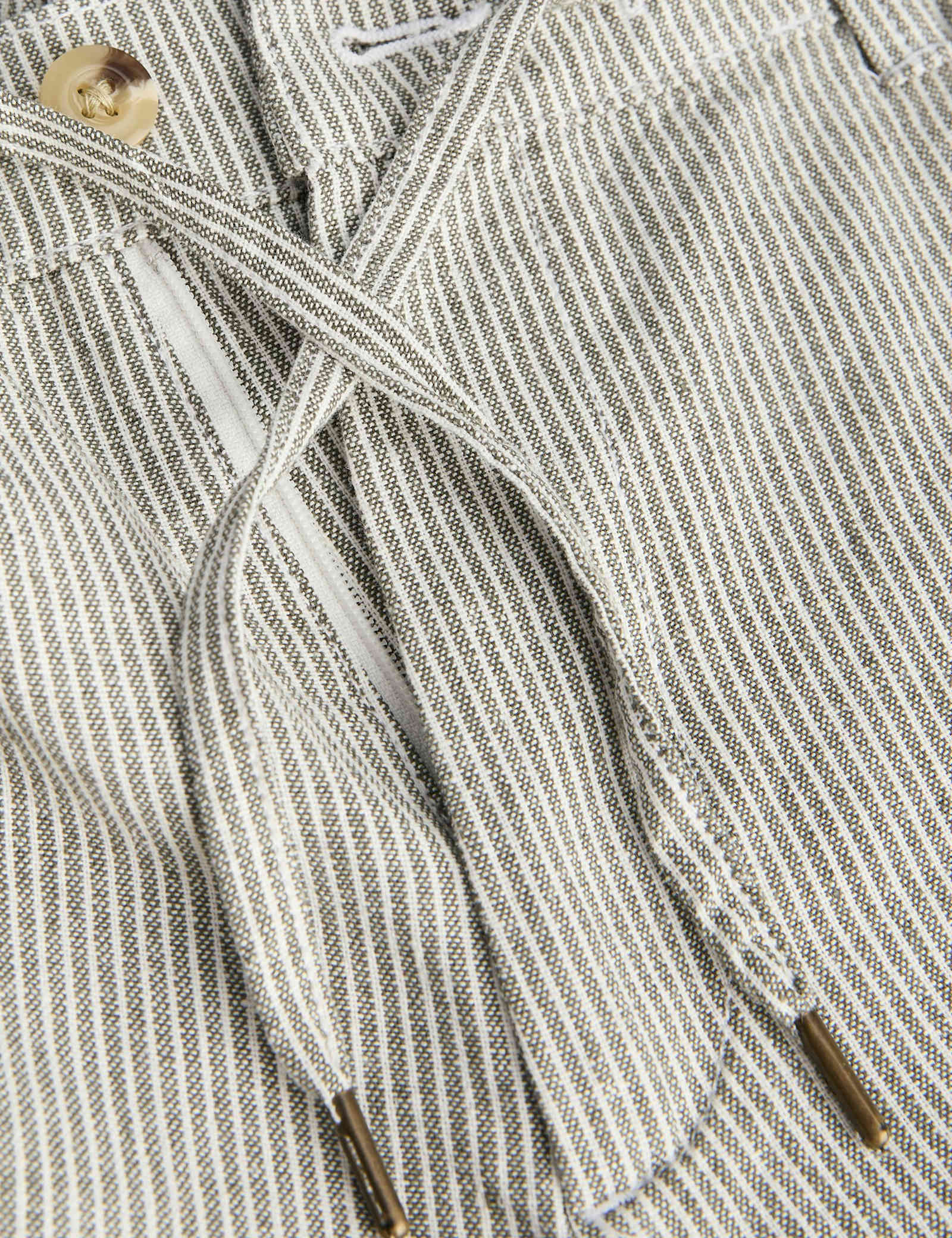 Slim Fit Linen Rich Chino Shorts - image 5