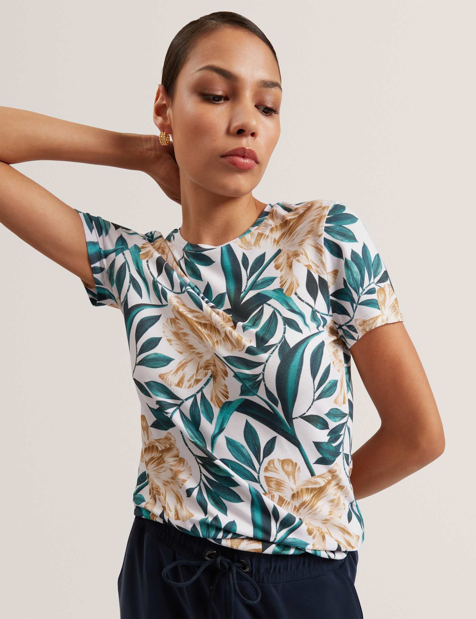 Floral T-Shirt - image 5