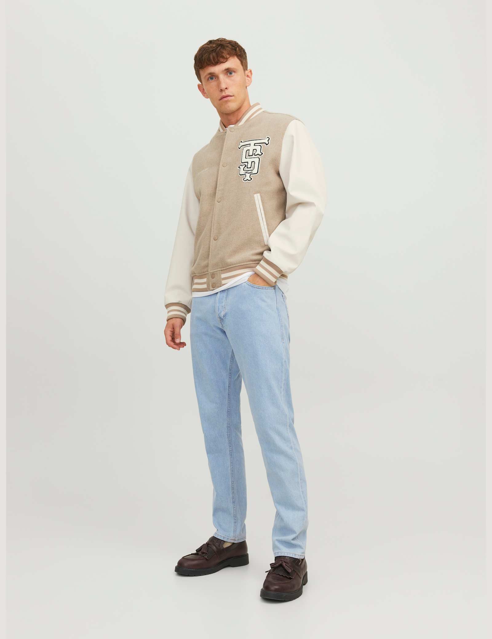 Relaxed Fit Jeans - image 3