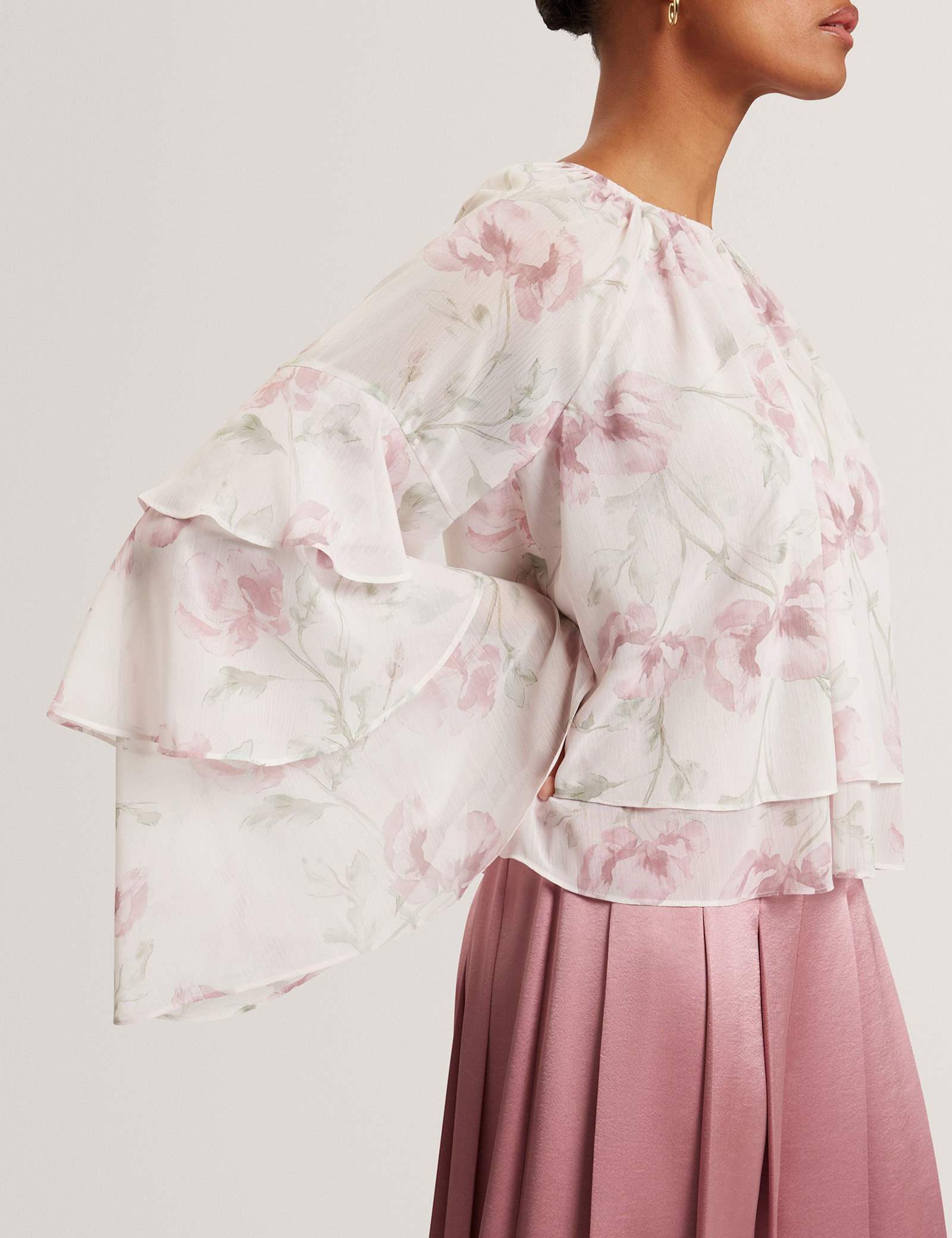 Floral Gathered Tiered Sleeve Blouse - image 5