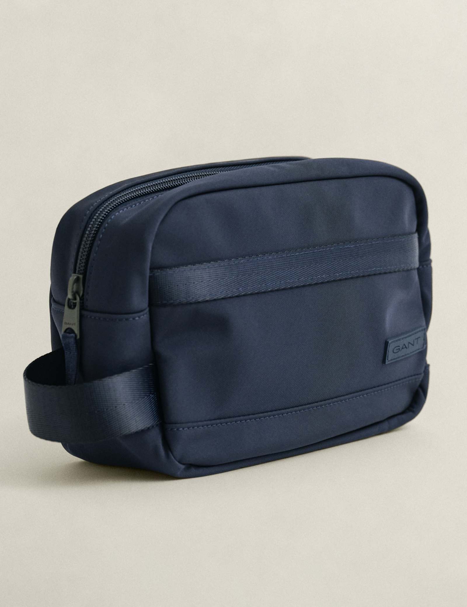 Logo Washbag - image 5