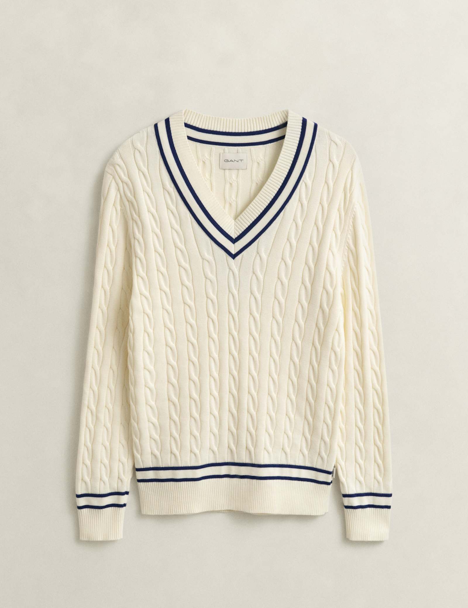 Pure Cotton Cable V-Neck Jumper - image 5