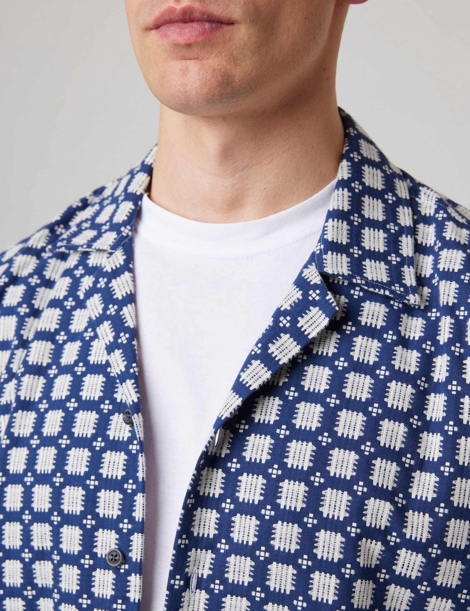 Pure Cotton Geometric Print Shirt - image 3