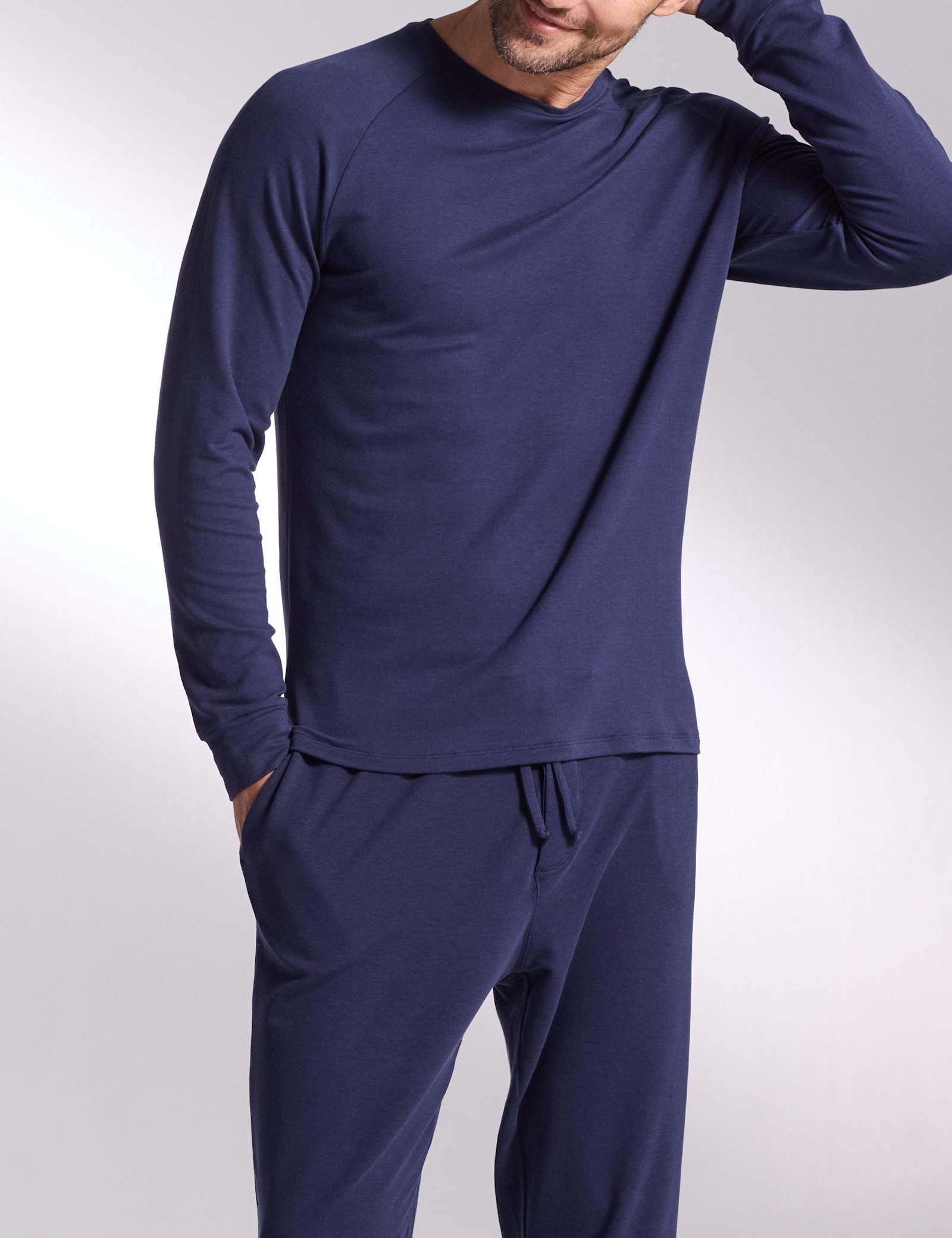 Luxury Lyocell Rich Cuffed Lounge Pants - image 5