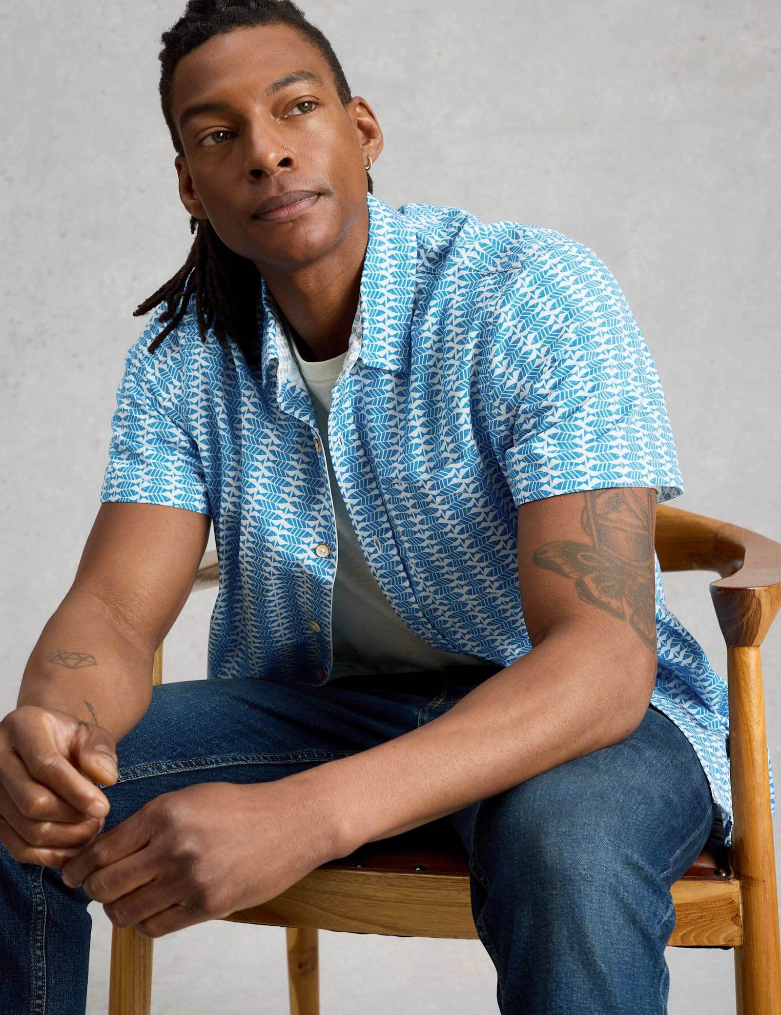 Slim Fit Fish Print Short Sleeve Shirt - image 4