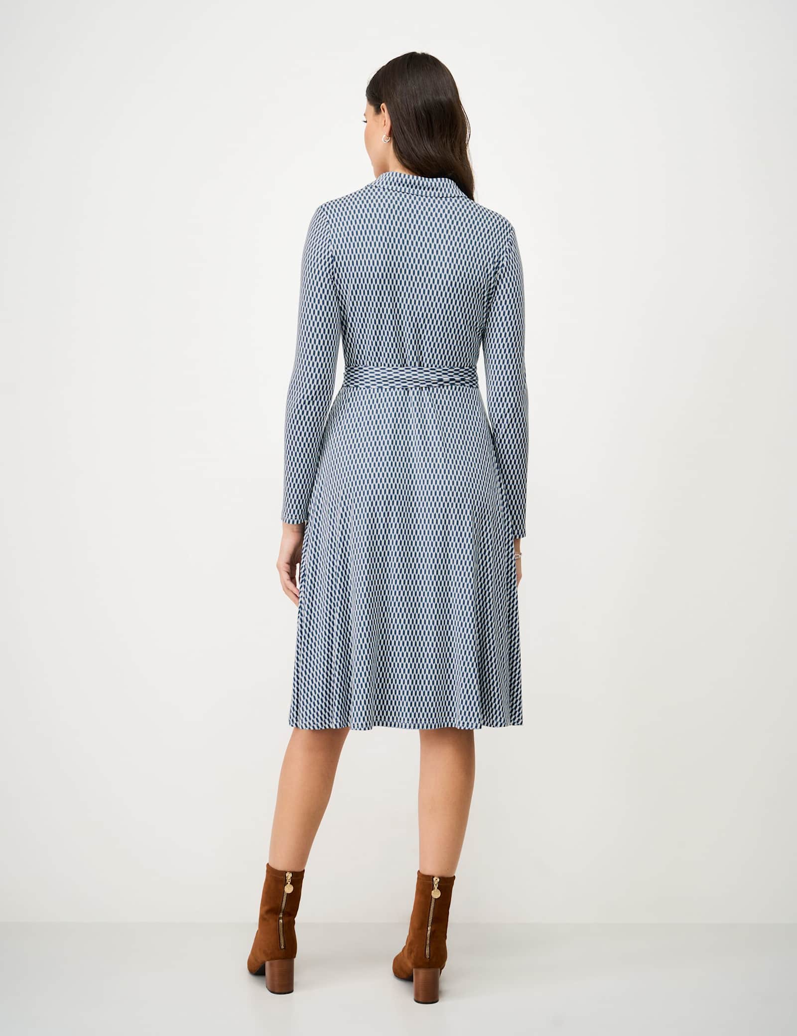 Jersey Geometric Knee Length Shirt Dress - image 3