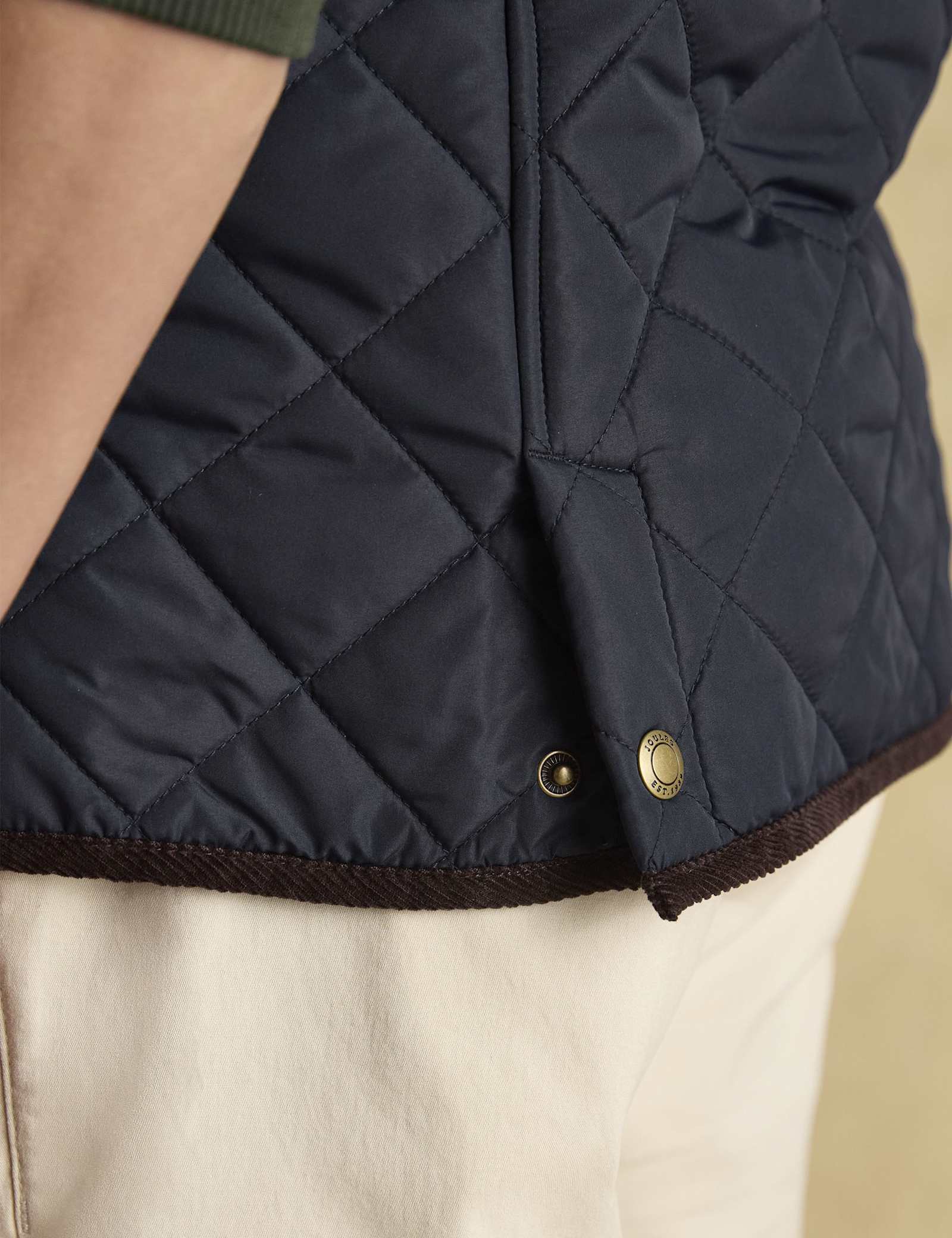 Quilted Gilet - image 5