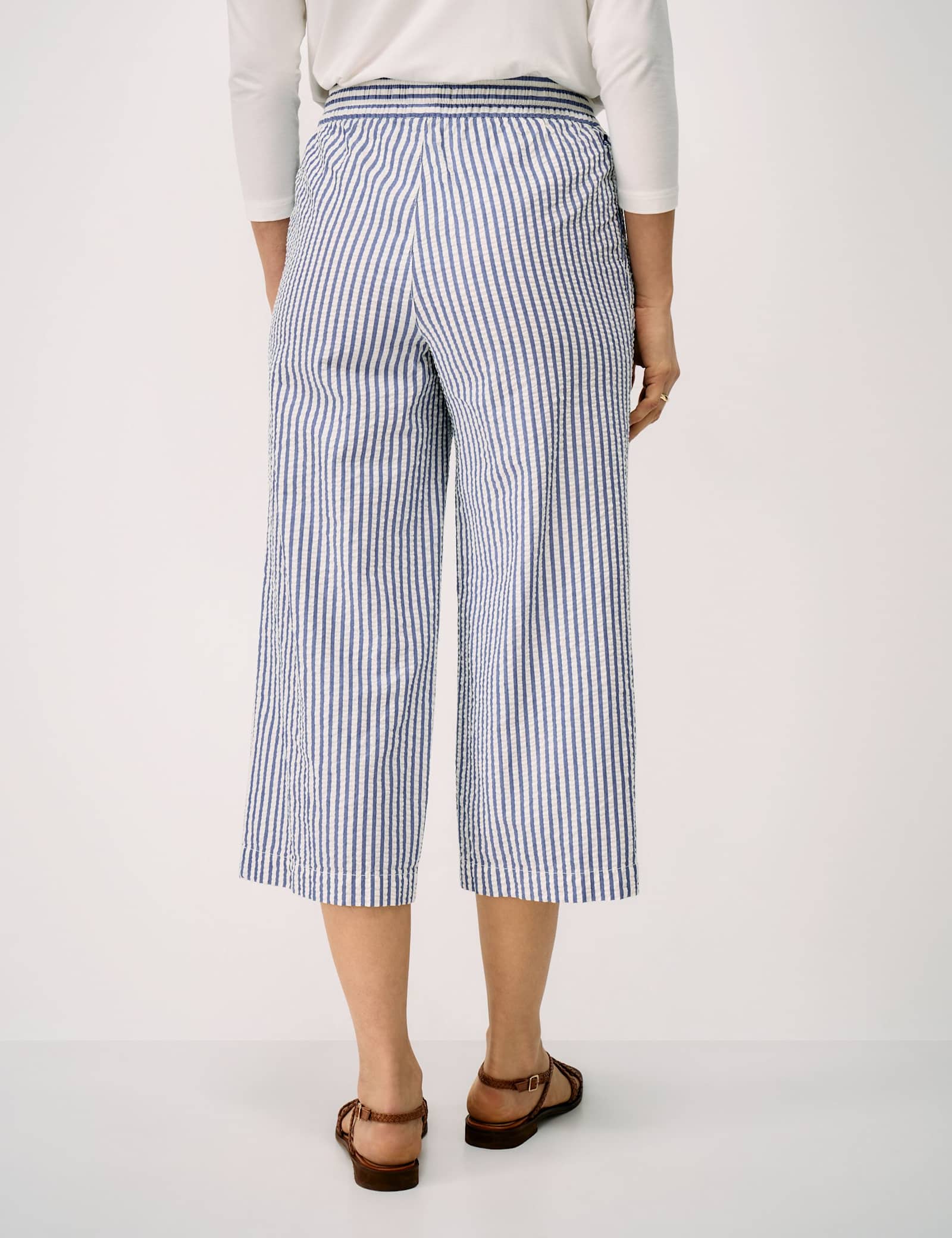 Striped Seersucker Wide Leg Cropped Trousers - image 3