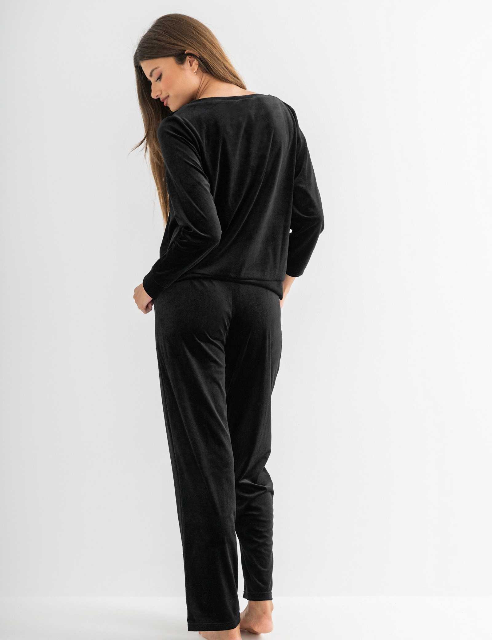 Velour Pyjama Set - image 5