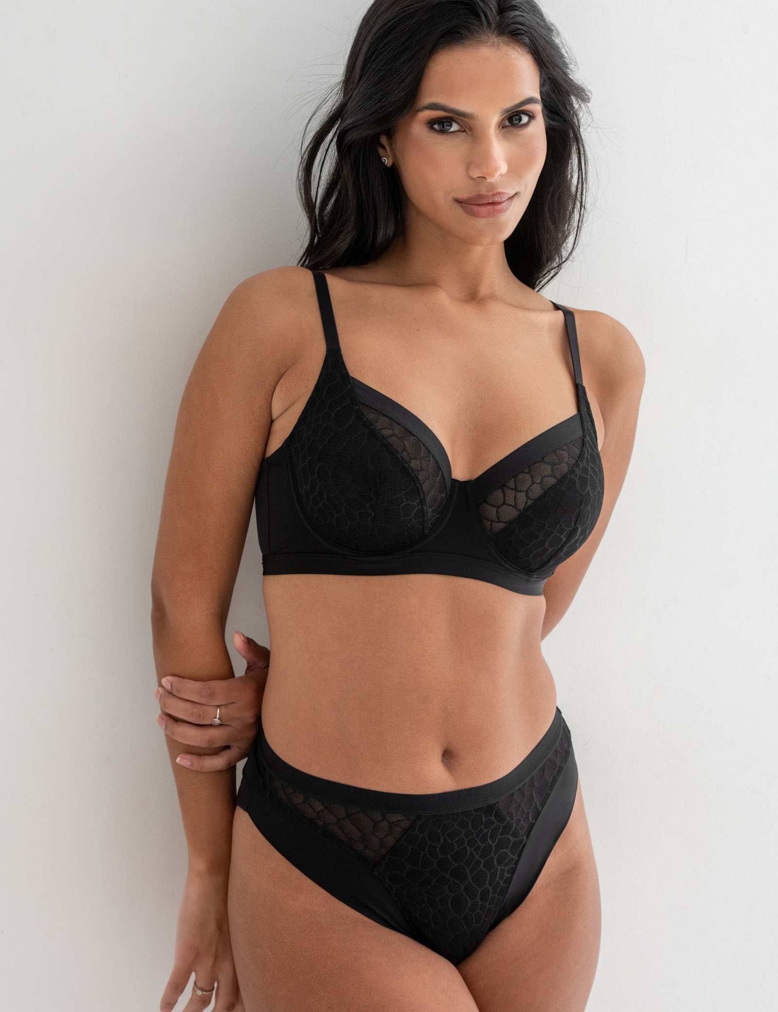 Geometric Mesh High Leg Knickers - image 5