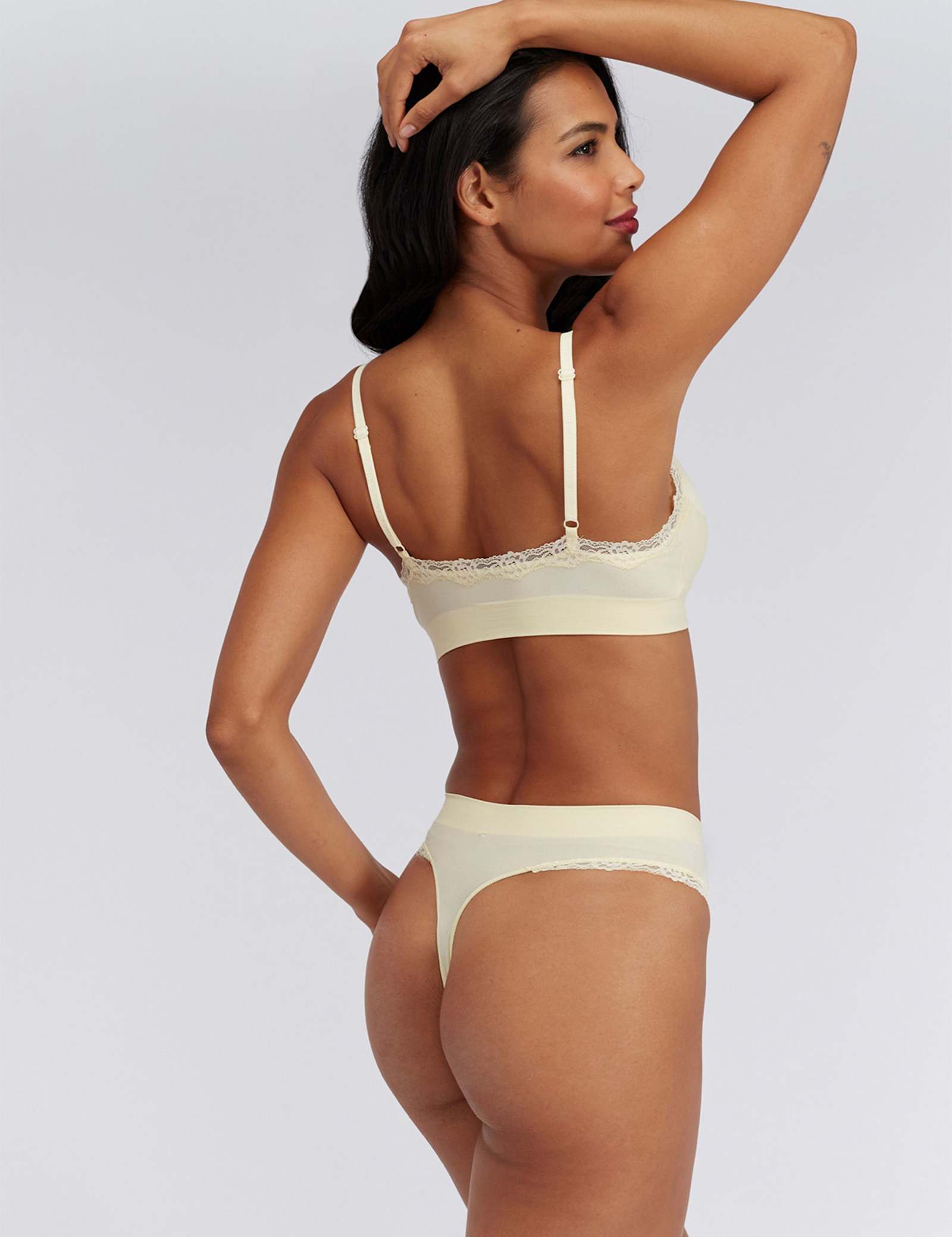 Lace Trim Seamless Plunge Bralette - image 3