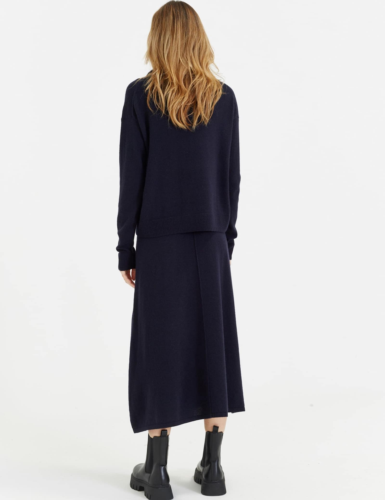 Midi A-Line Skirt with Cashmere - image 4