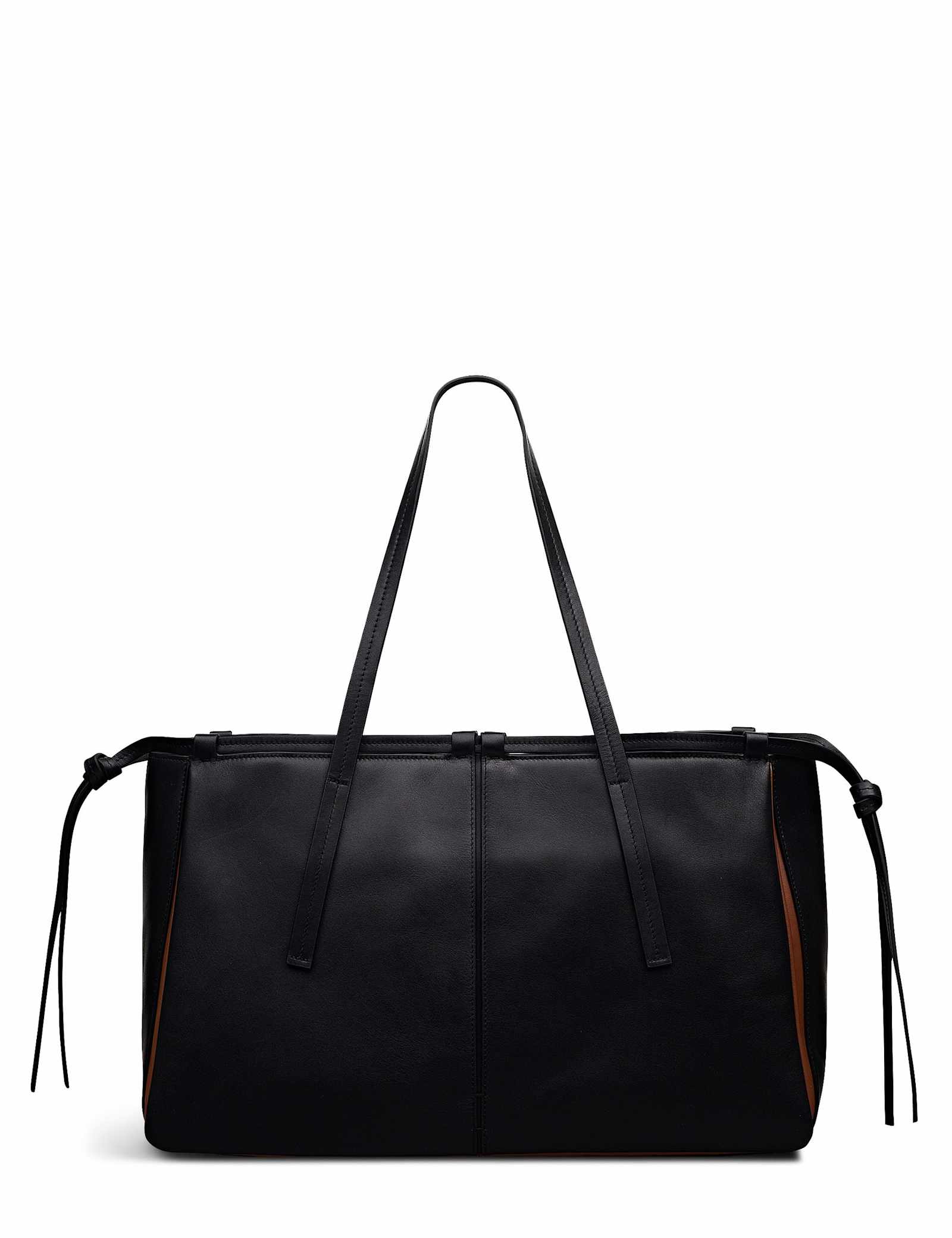 The Connaught Leather Shoulder Bag - image 4