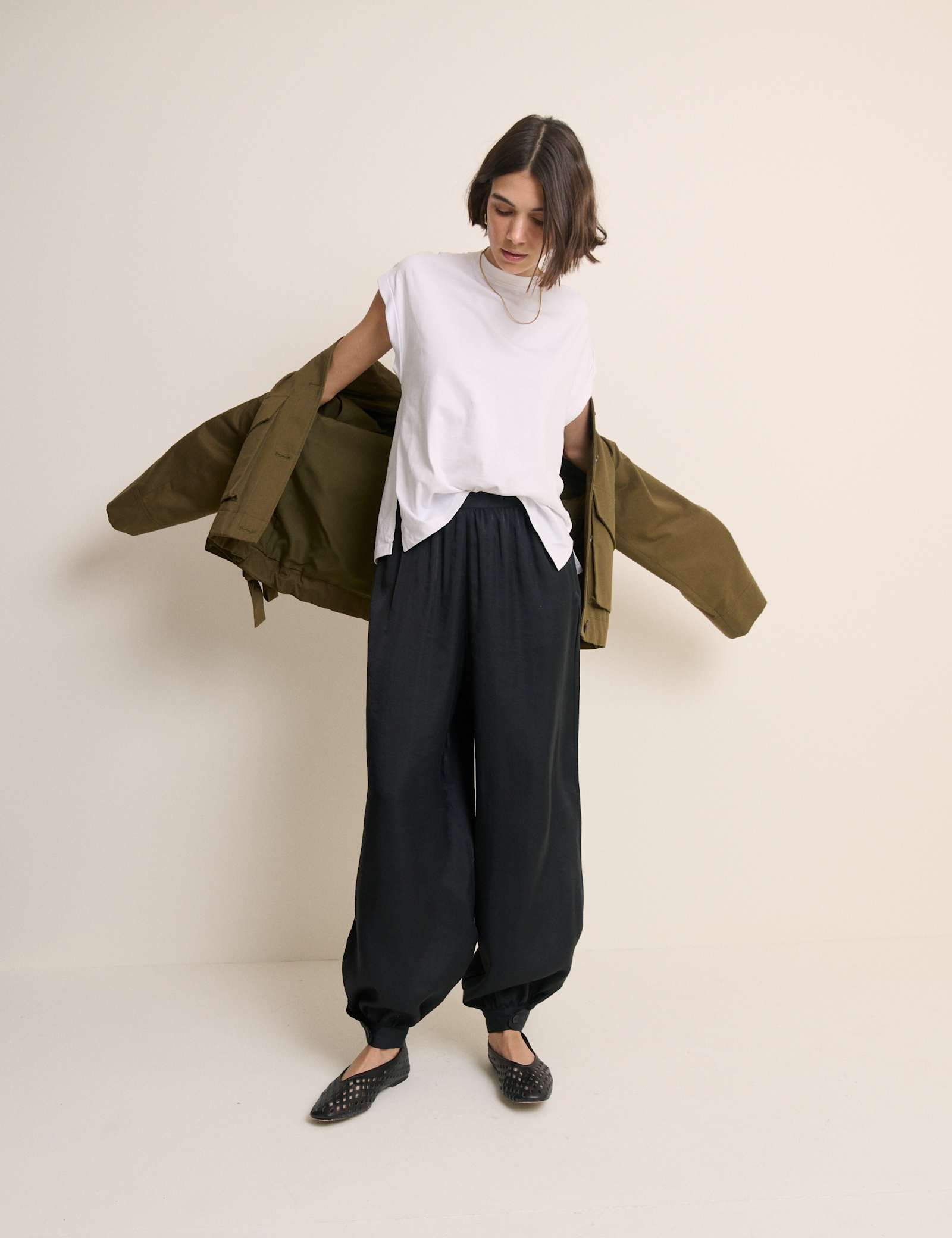Button Detail Relaxed Cuffed Trousers - image 4