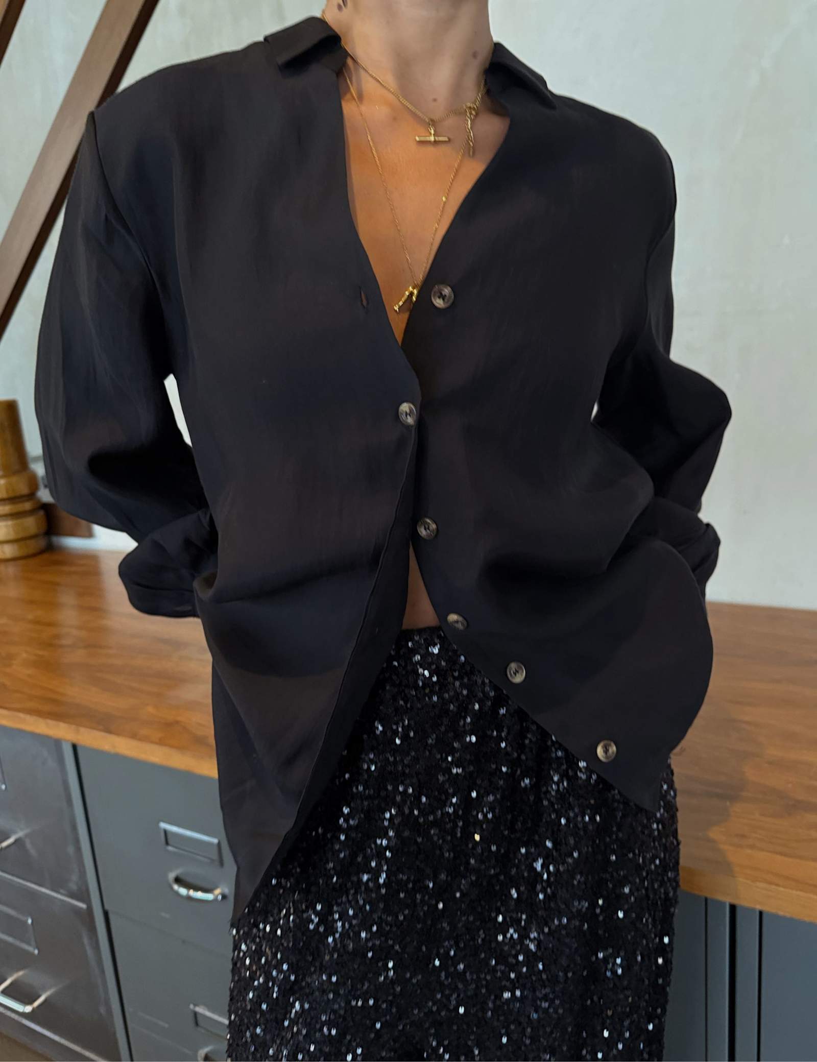 Lyocell Rich Collared Relaxed Shirt - image 4