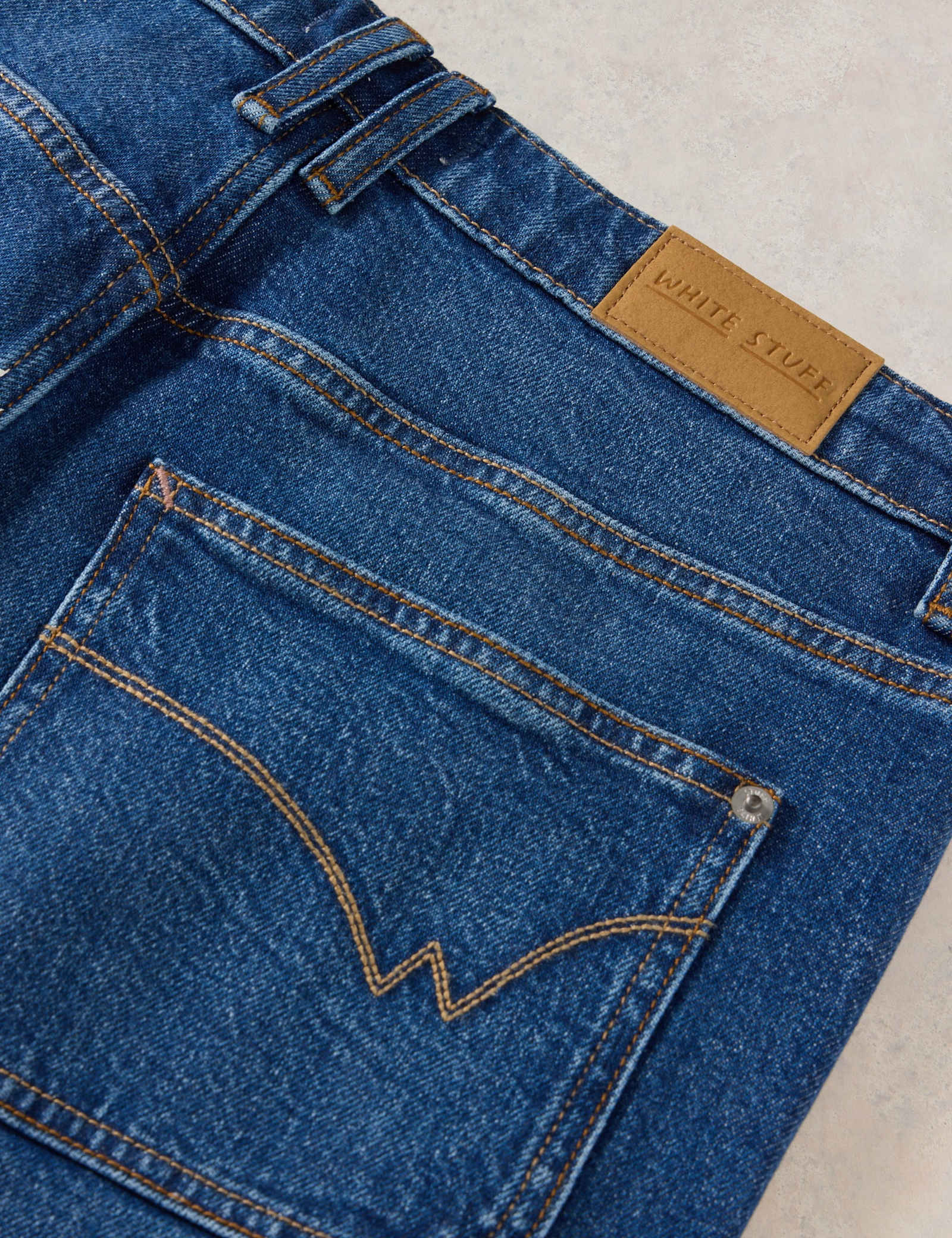 Mid Rise Wide Leg Cropped Jeans - image 5